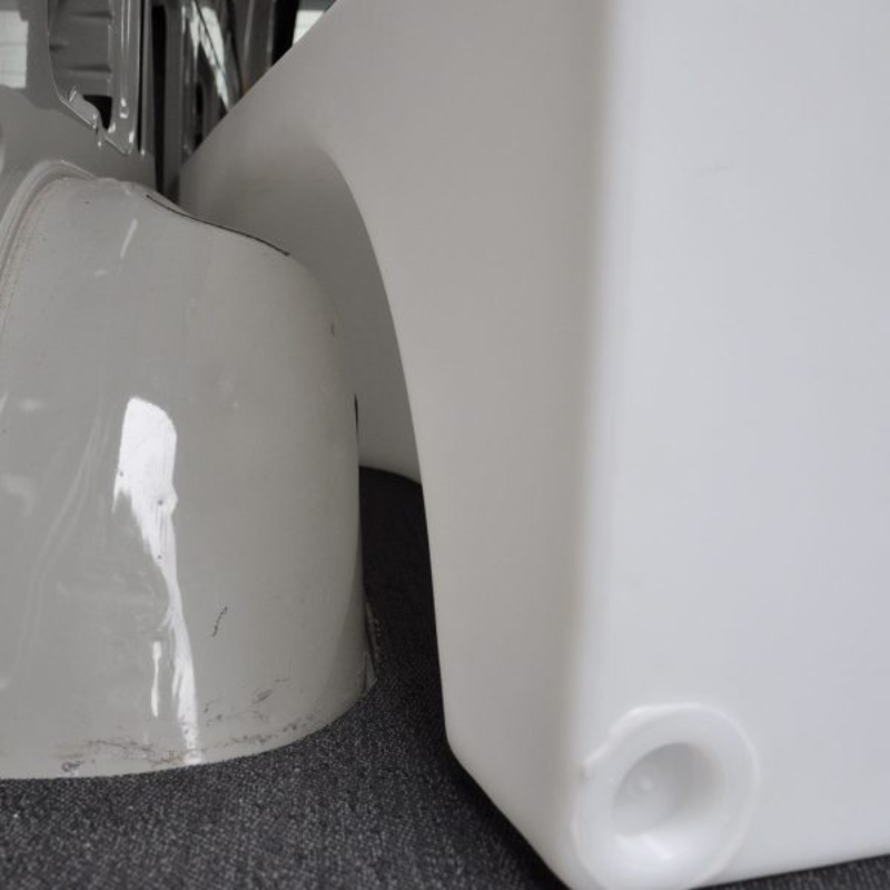 NW Conversions 36 Gallon Wheel Well Water Tank - Sprinter/Transit
