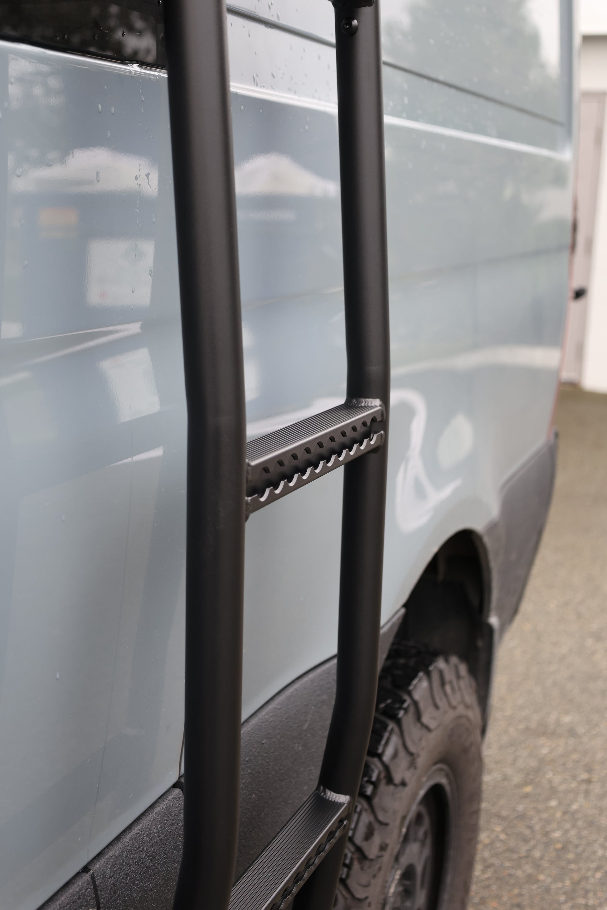 Tec Vanlife Aluminum Side Ladder - Sprinter