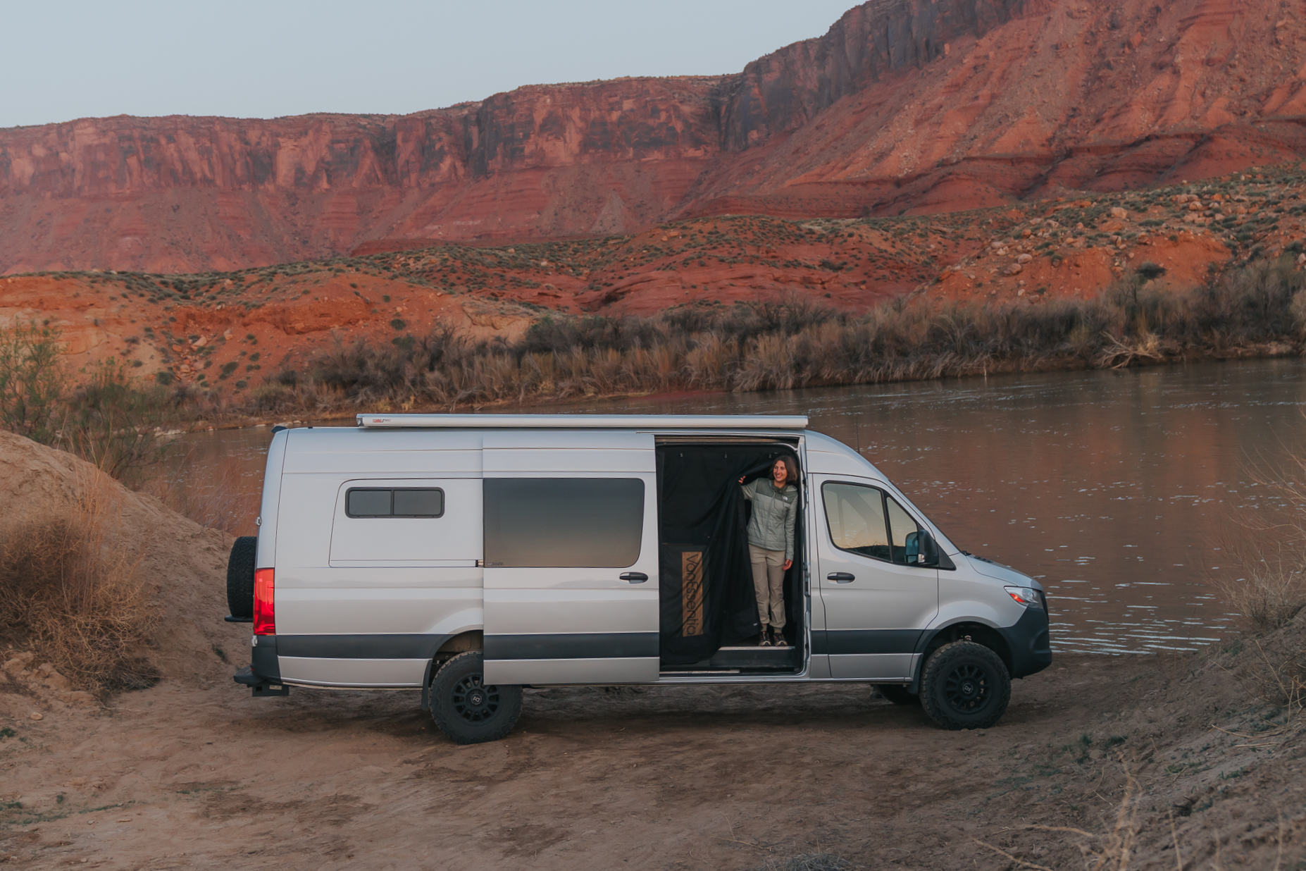 VanEssential Mercedes Sprinter Bug Screen - Sliding Door