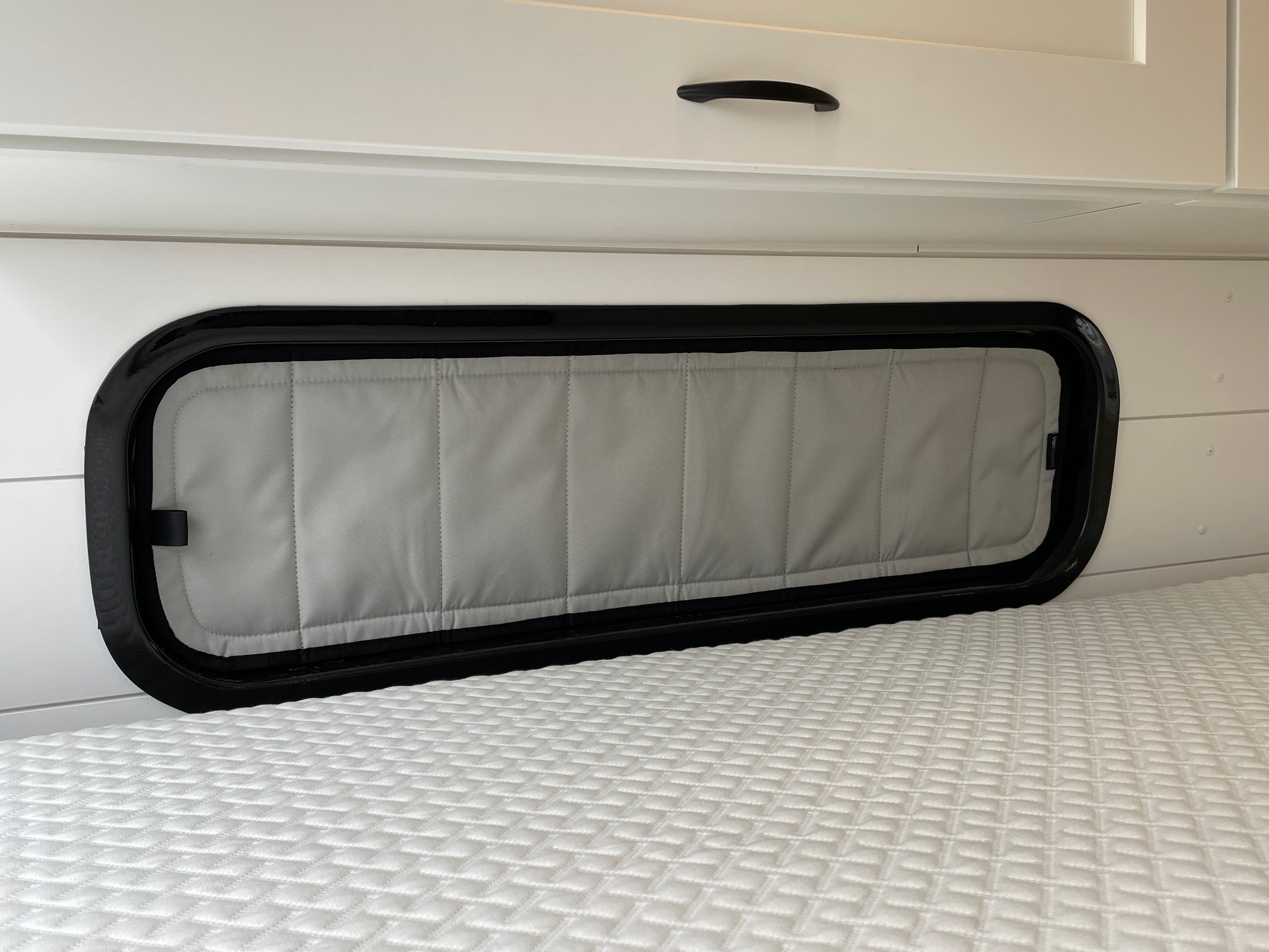 VanEssential RB Components, Motion, HEHR Bunk Window Covers