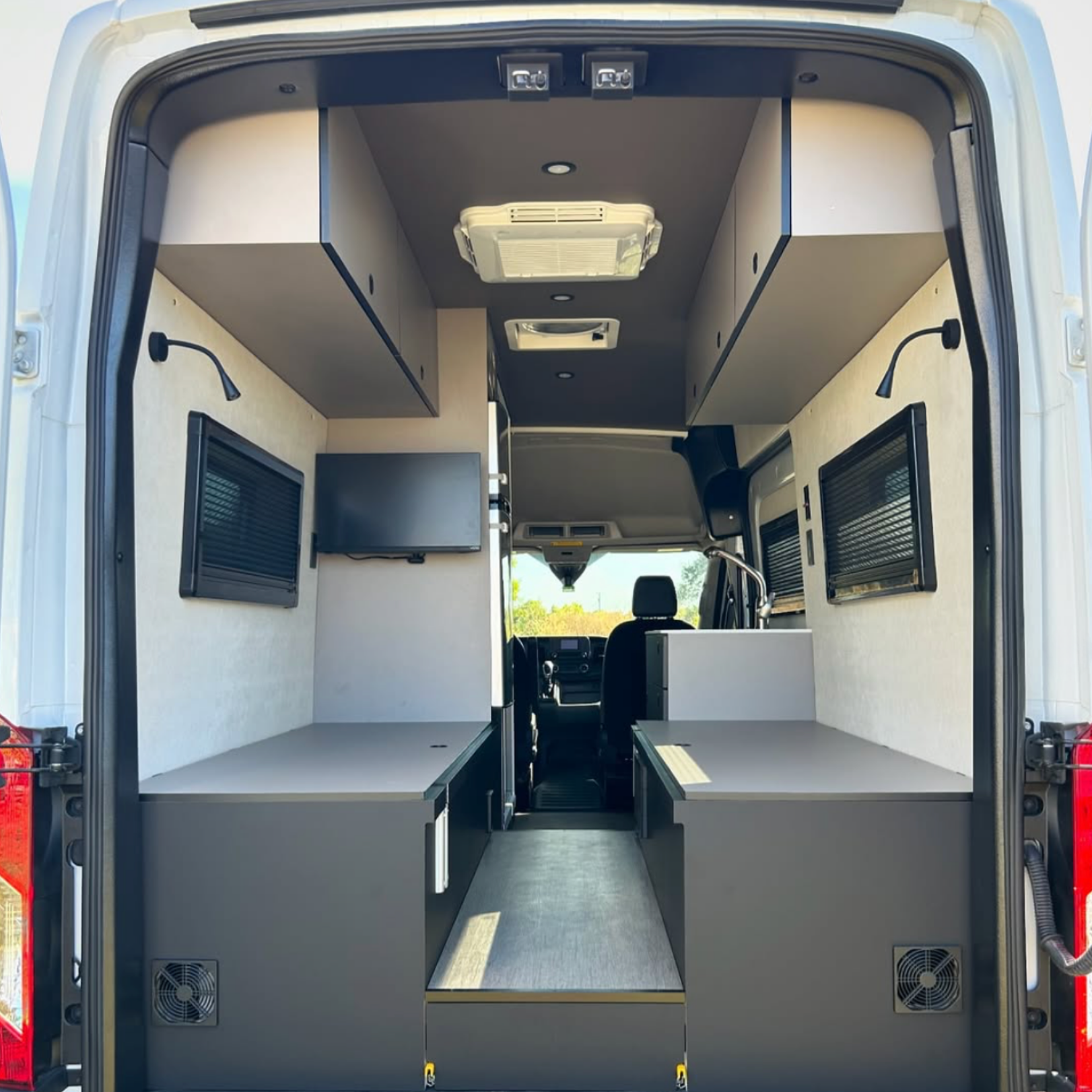 Ford Transit High Roof D-Pillar Rear Doors Trim Kit