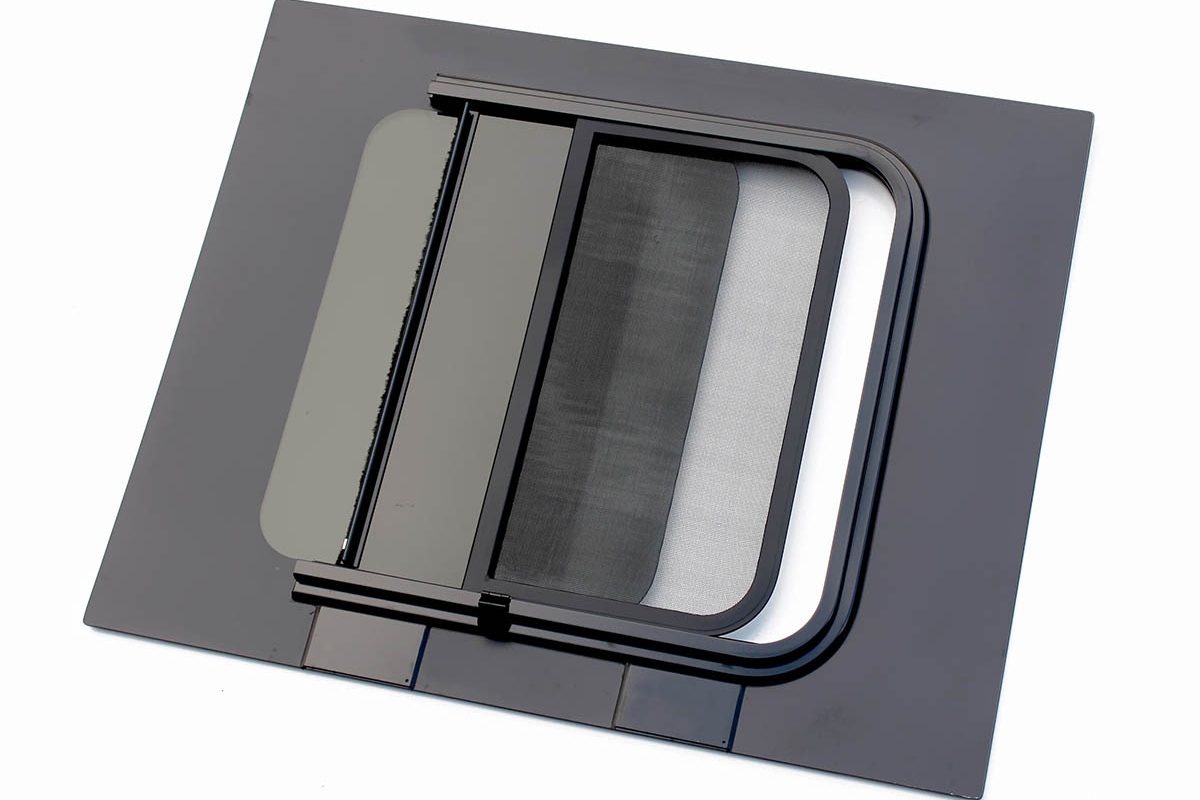 AM Auto - Promaster - Rear Door Passenger Side Window - Half Slider w/ Screen