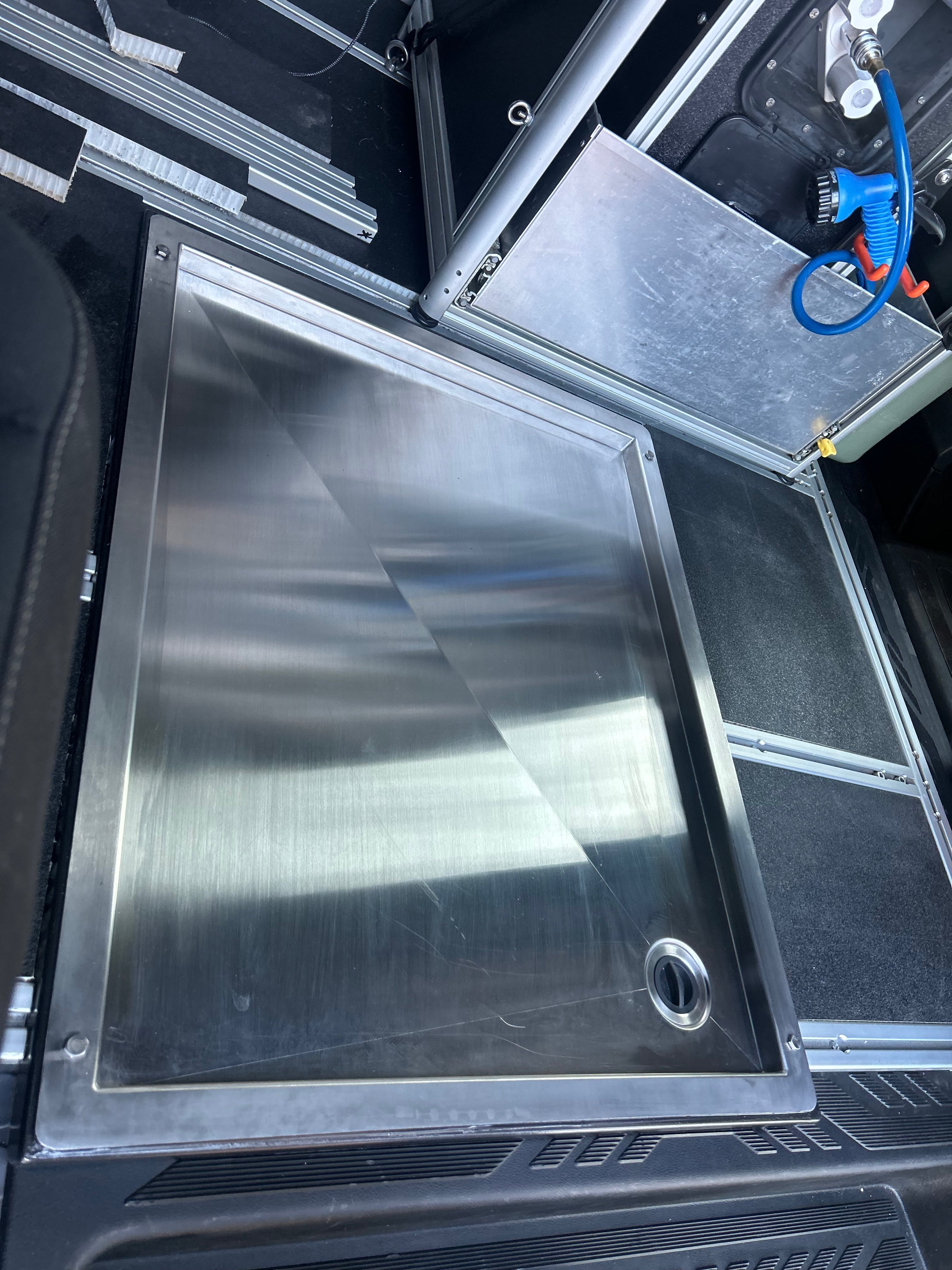 Tetravan Flush Mounting (In-Floor) Shower Pan - Stainless Steel