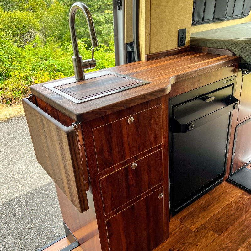 Tetravan Folding Shower 2.1 with Magnetic Curtain