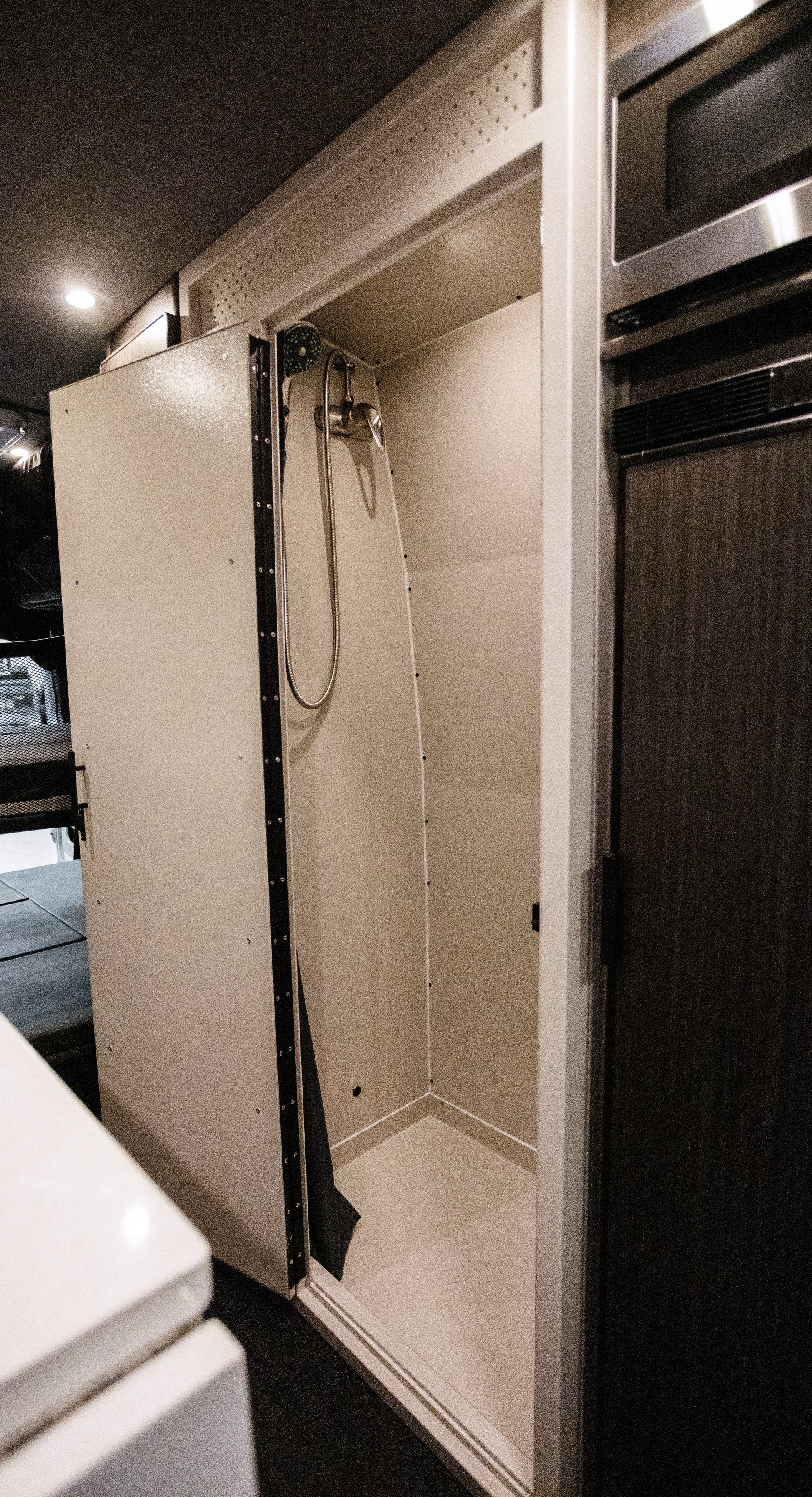 Van Wife Components - Enclosed Shower - 33" Wide