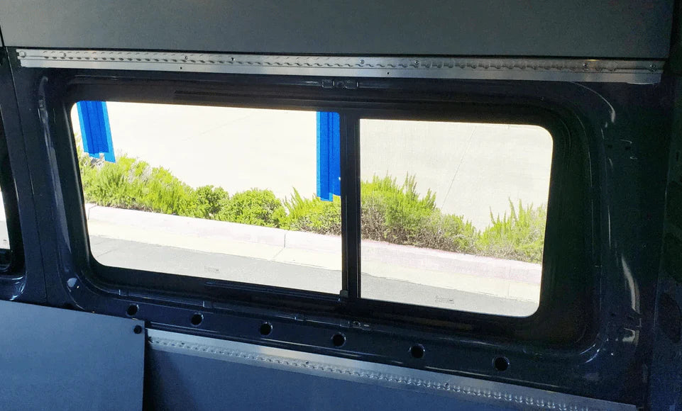Ama Window Sprinter AM Auto - Sprinter - Passenger Side - Rear Window - Half Slider w/ Scr ...