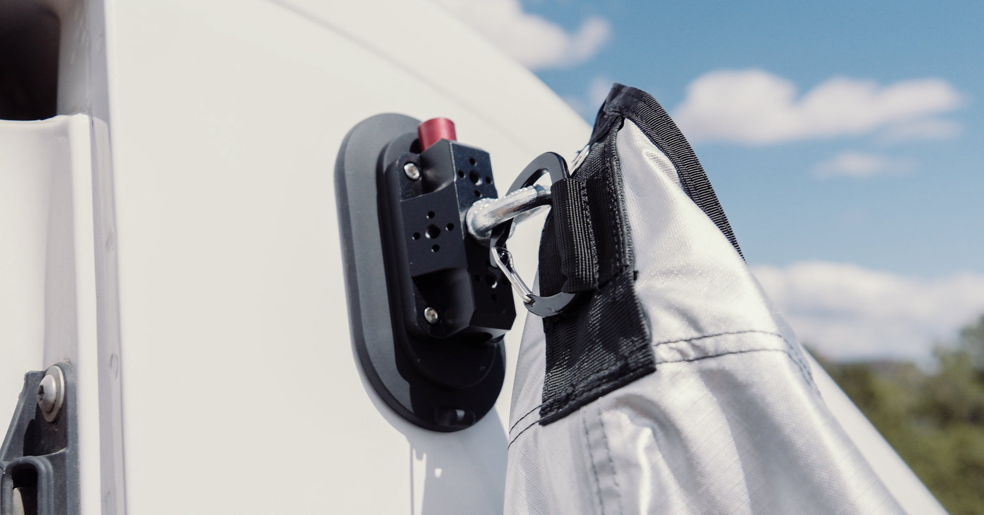 MoonShade Oval Vacuum Awning Anchor