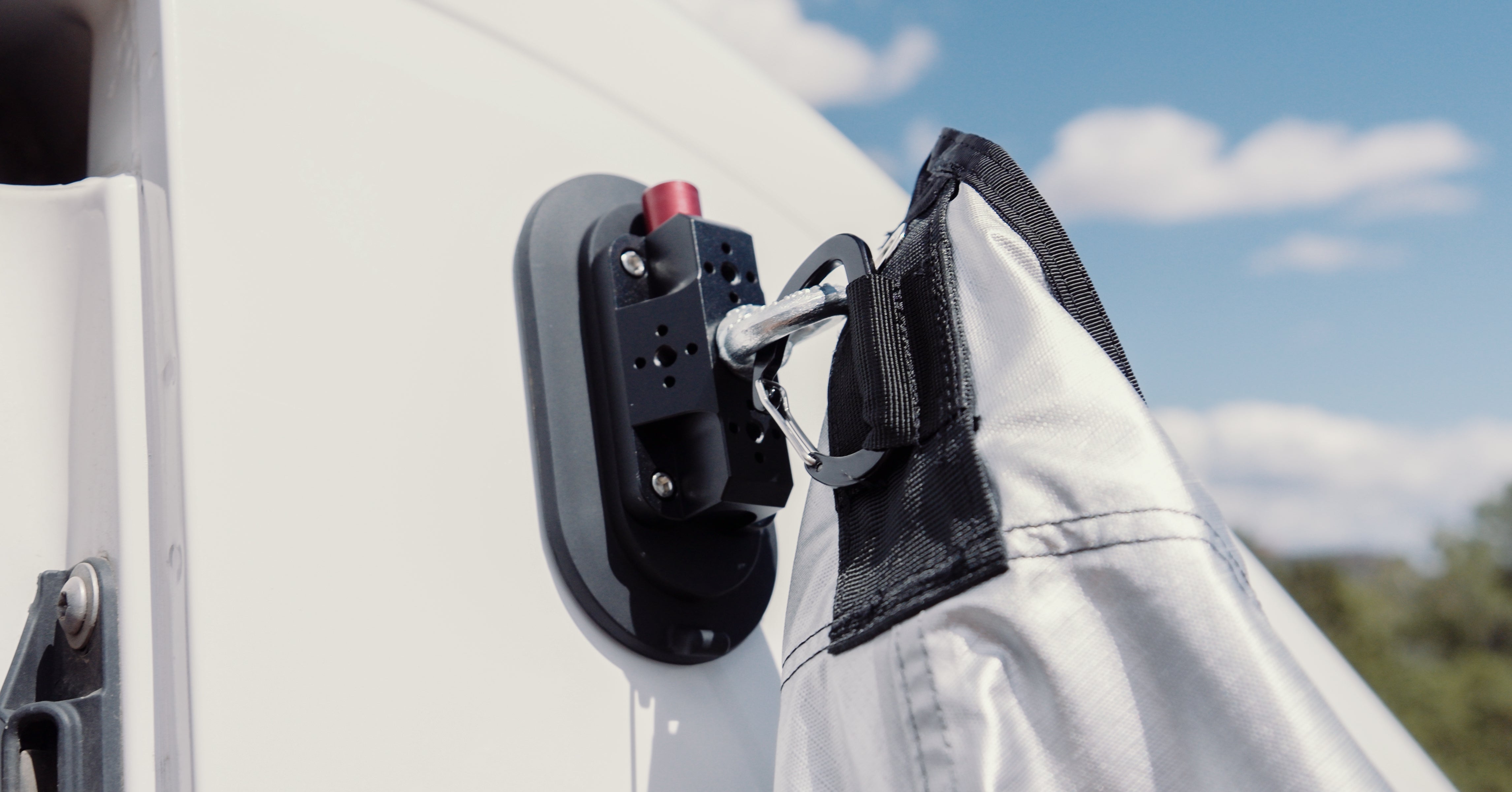 MoonShade Oval Vacuum Awning Anchor