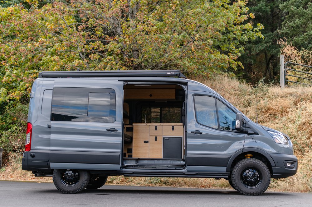 AM Auto - Ford Transit - Passenger Side - Forward Window - Half Slider w/ Screen