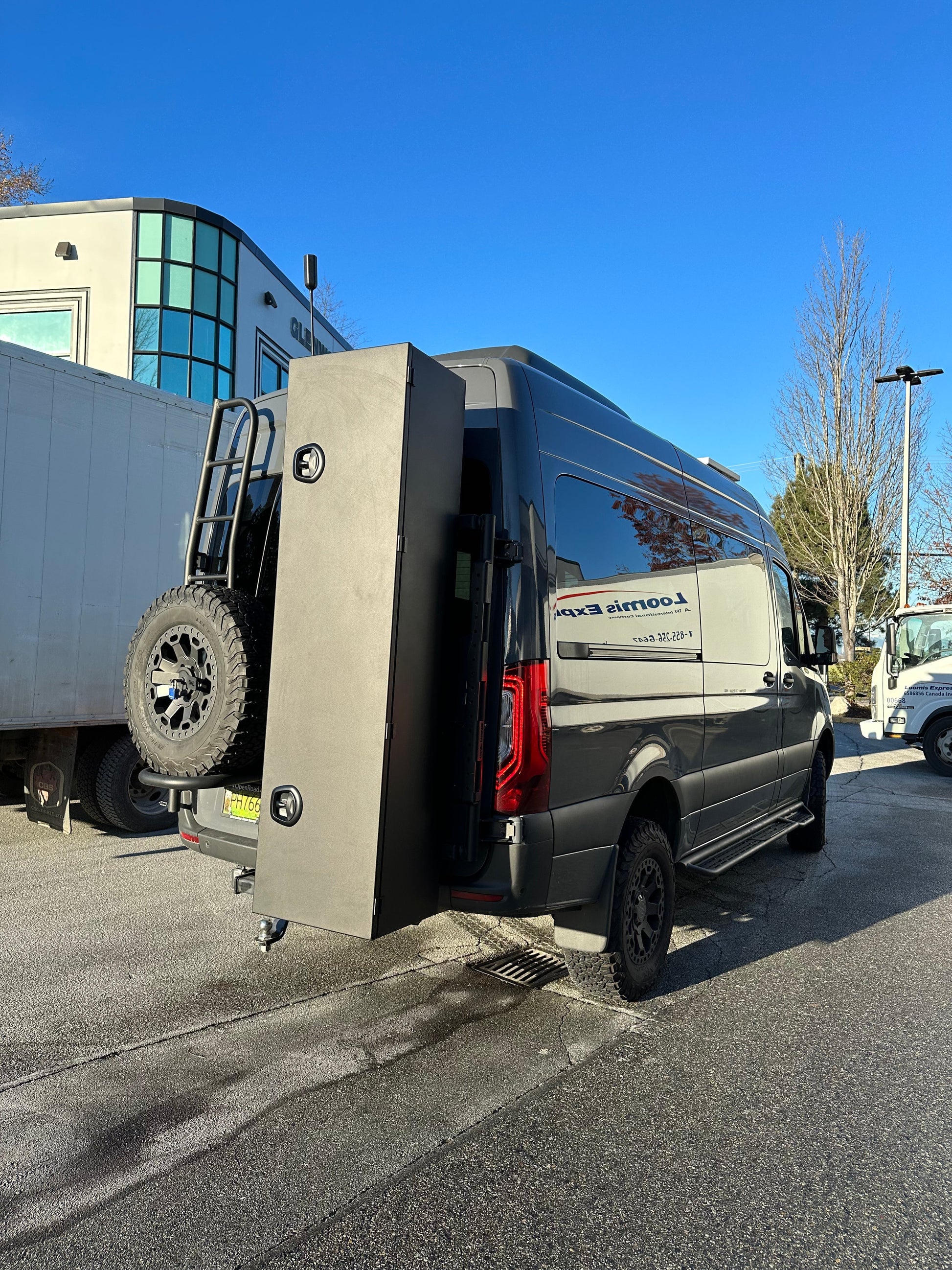 Tec Vanlife Aluminum Storage Ski & Snowboard Box - Trenta