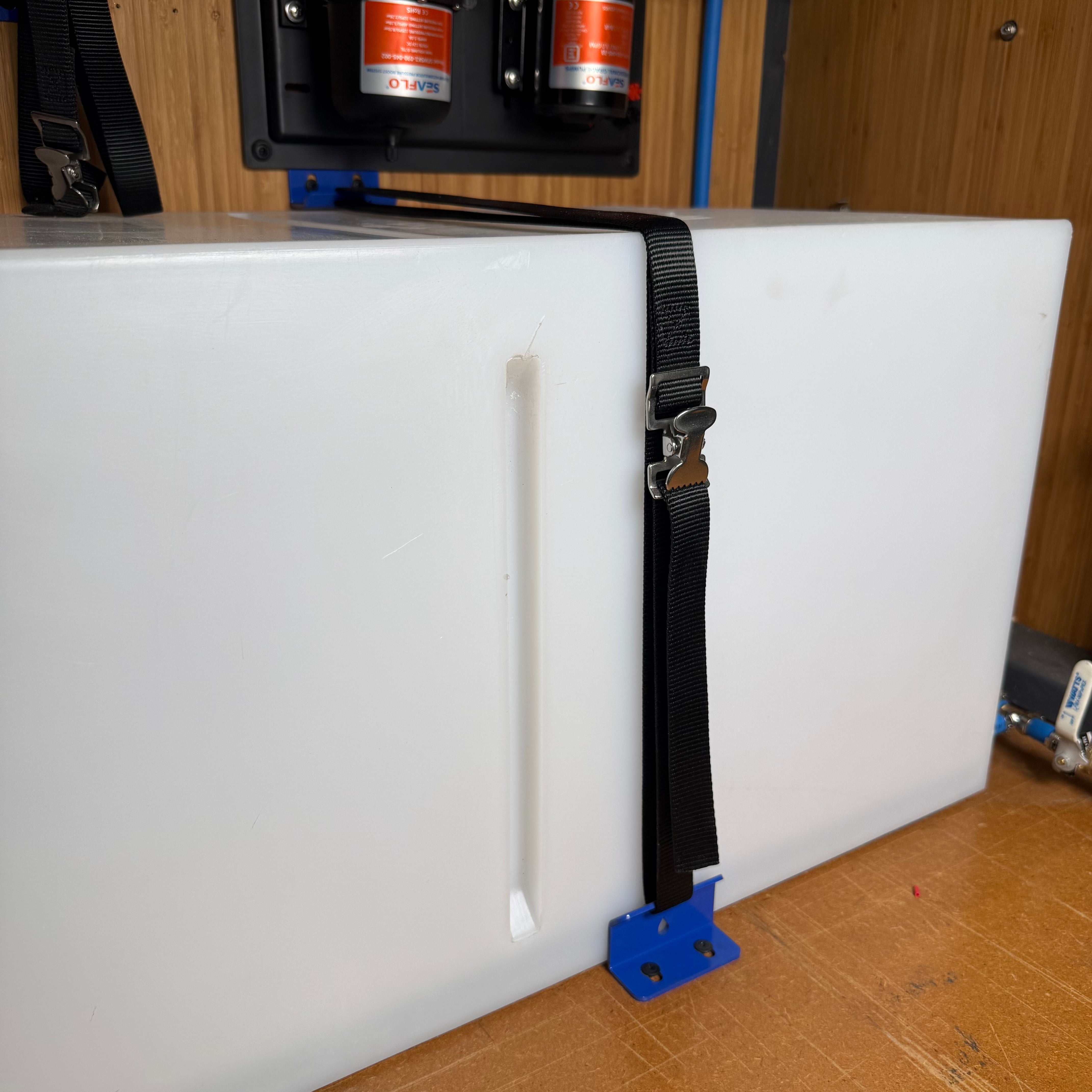 NW Conversions 20 Gallon Wheel Well Water Tank - Sprinter/Transit (Passenger Side)