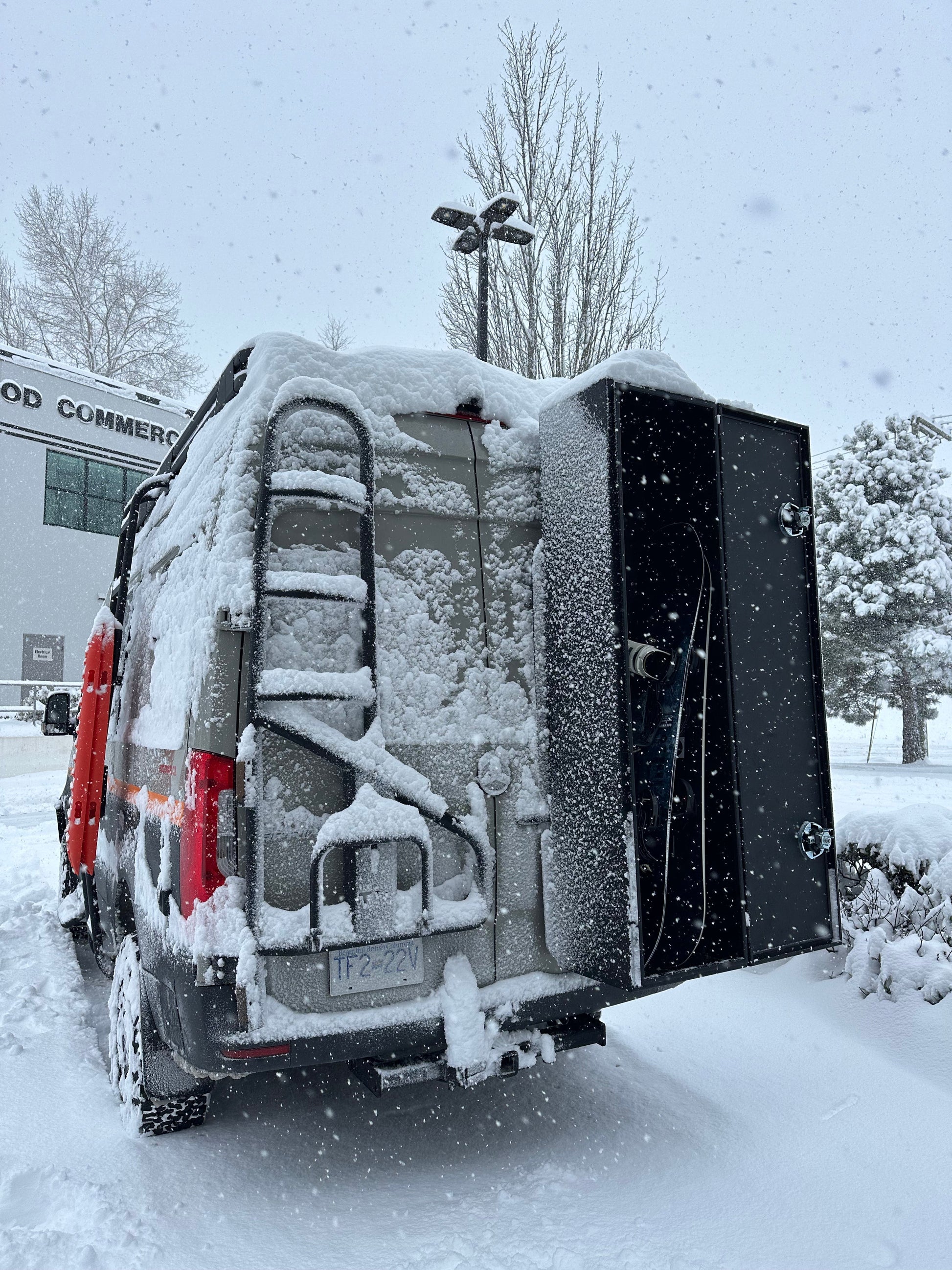 Tec Vanlife Aluminum Storage Ski & Snowboard Box - Trenta