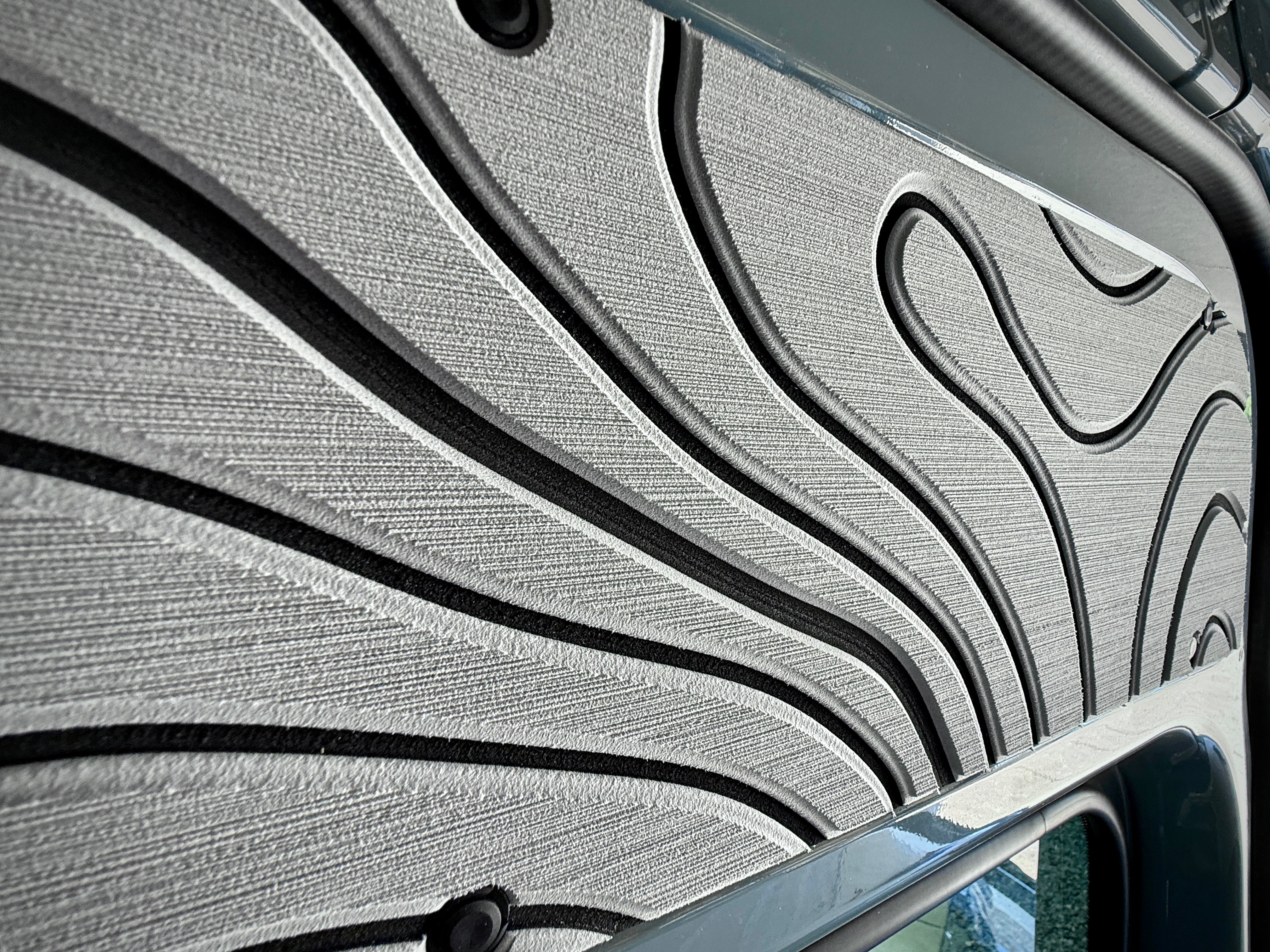 Mercedes Sprinter Sliding Door Upper Panel – Topo Design (2007+)
