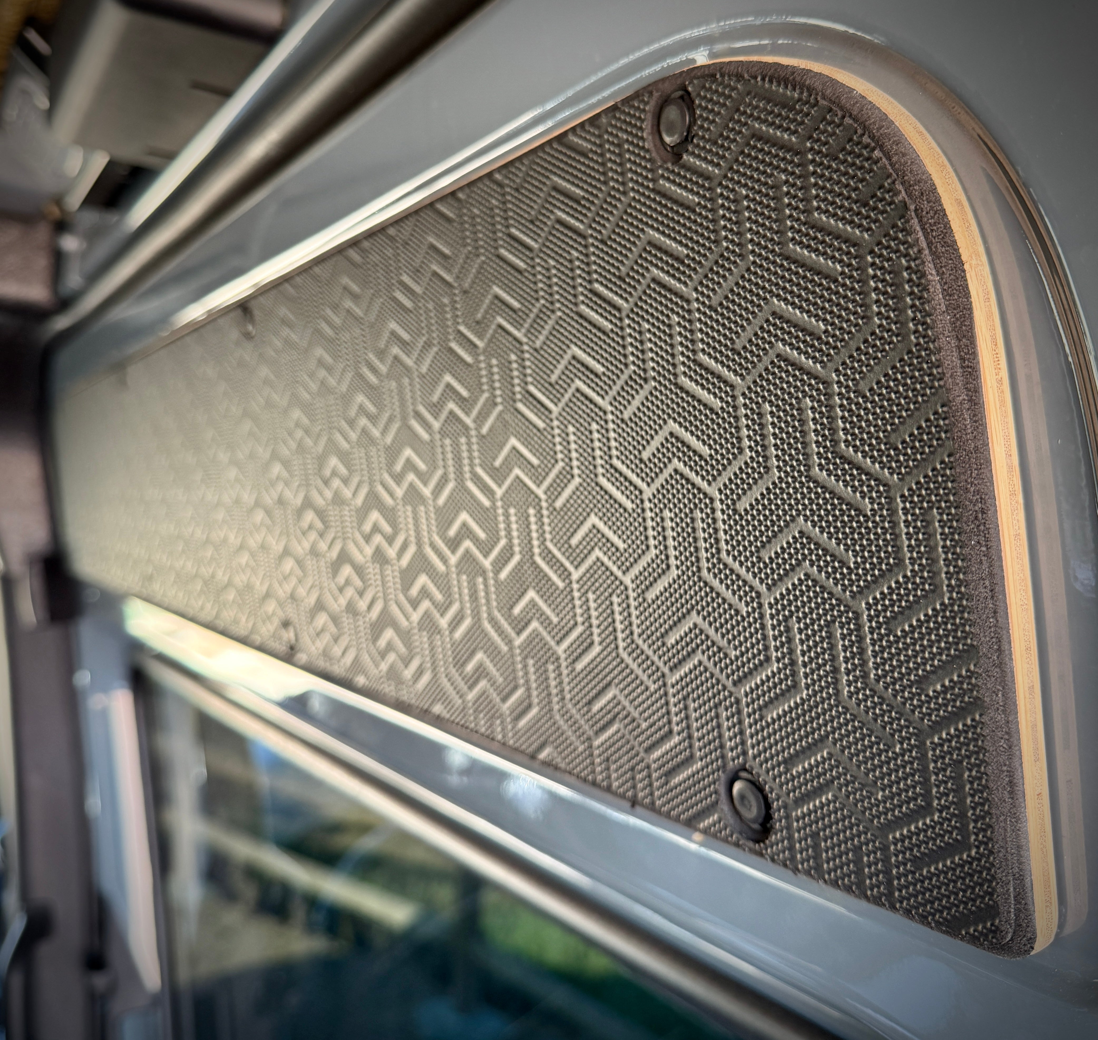 Mercedes Sprinter Sliding Door Upper Panel – Tetrapod Design (2007+)