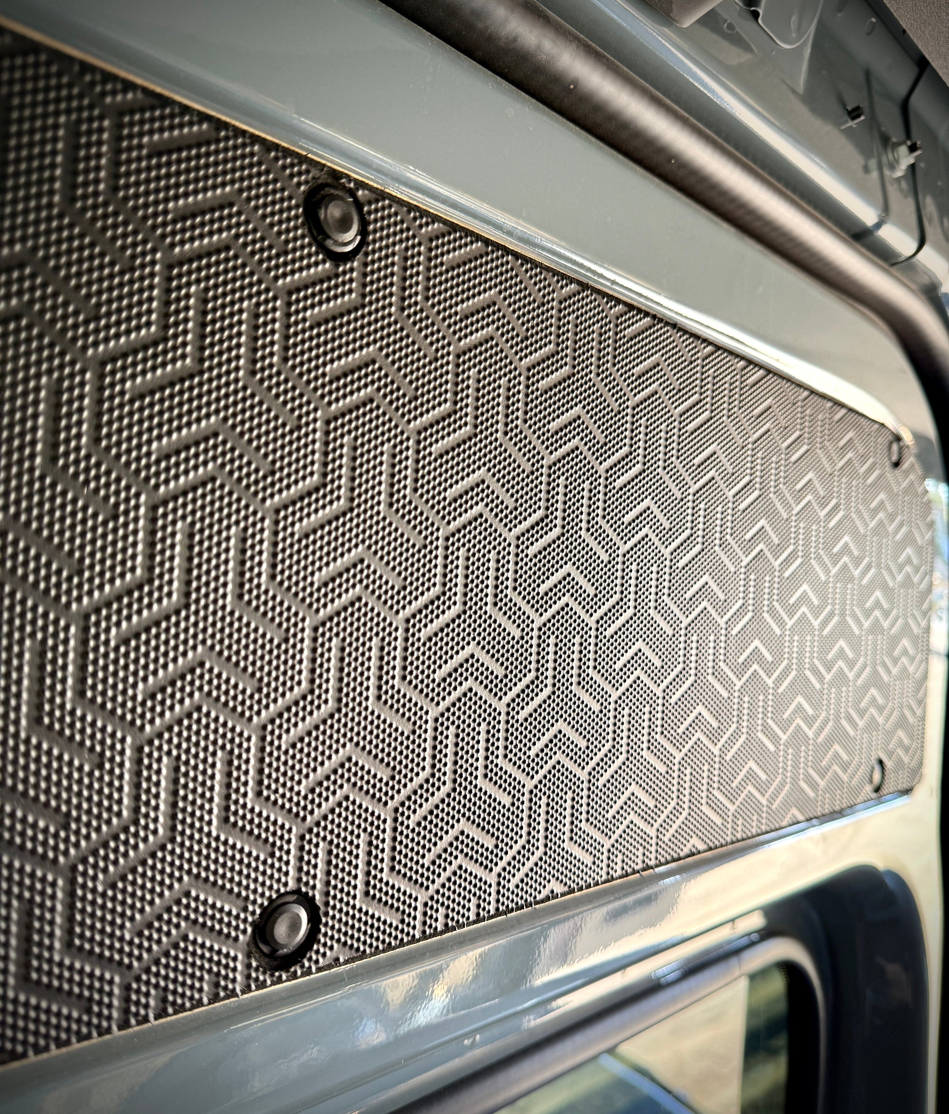 Mercedes Sprinter Sliding Door Upper Panel – Tetrapod Design (2007+)