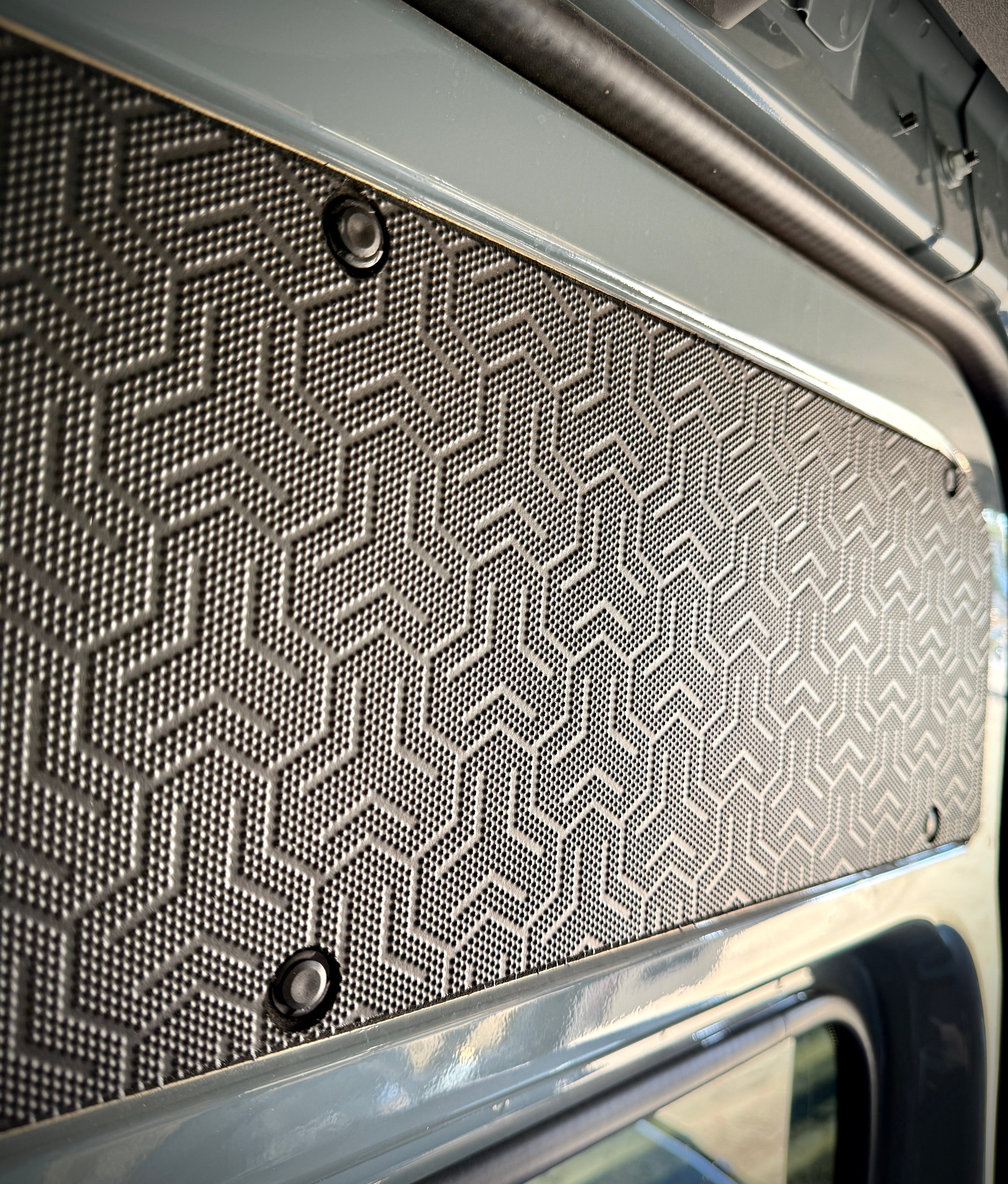 Mercedes Sprinter Sliding Door Upper Panel – Tetrapod Design (2007+)