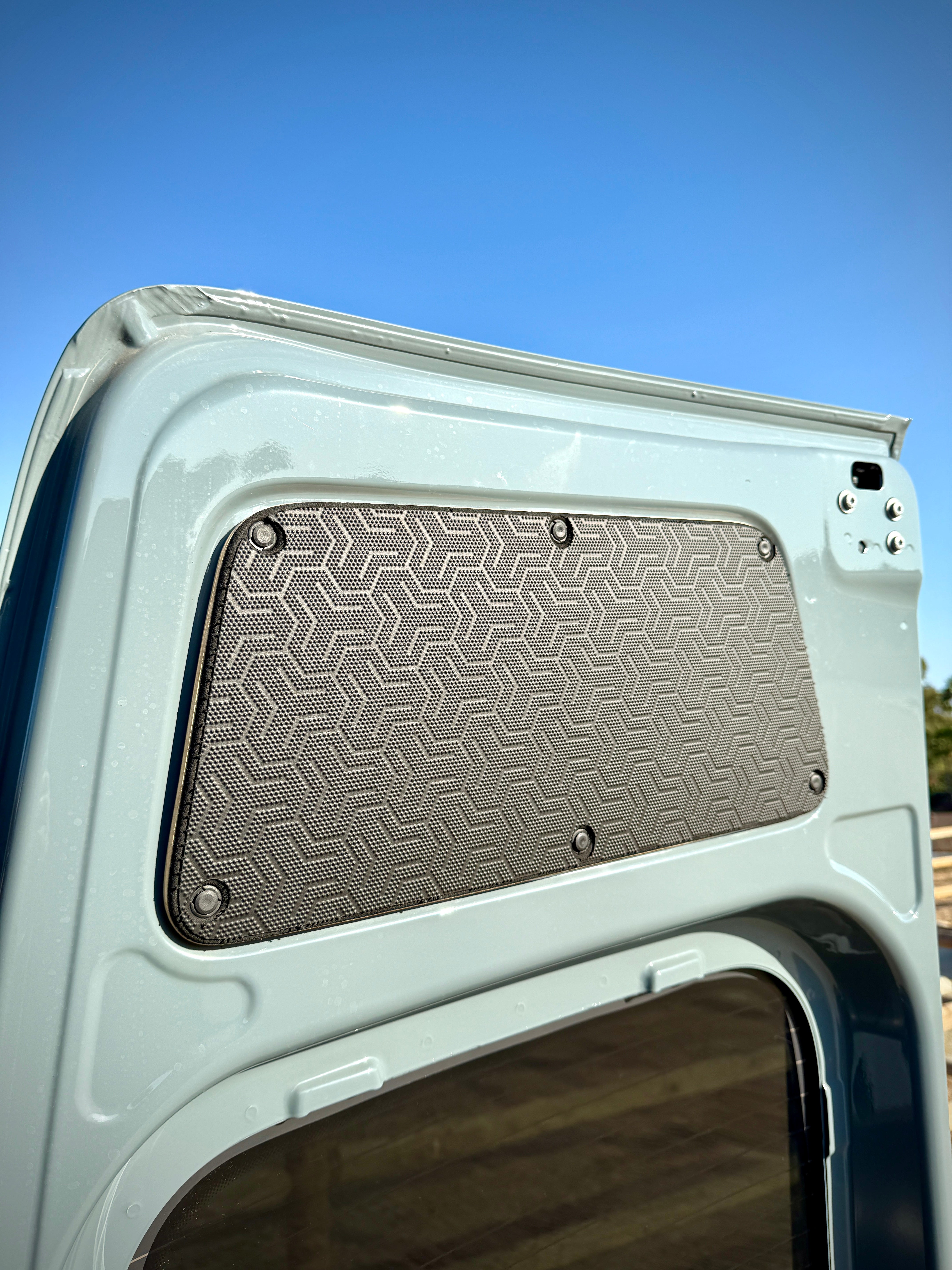 Mercedes Sprinter Upper Rear Door Panels (Pair) – Tetrapod Design (2007+)