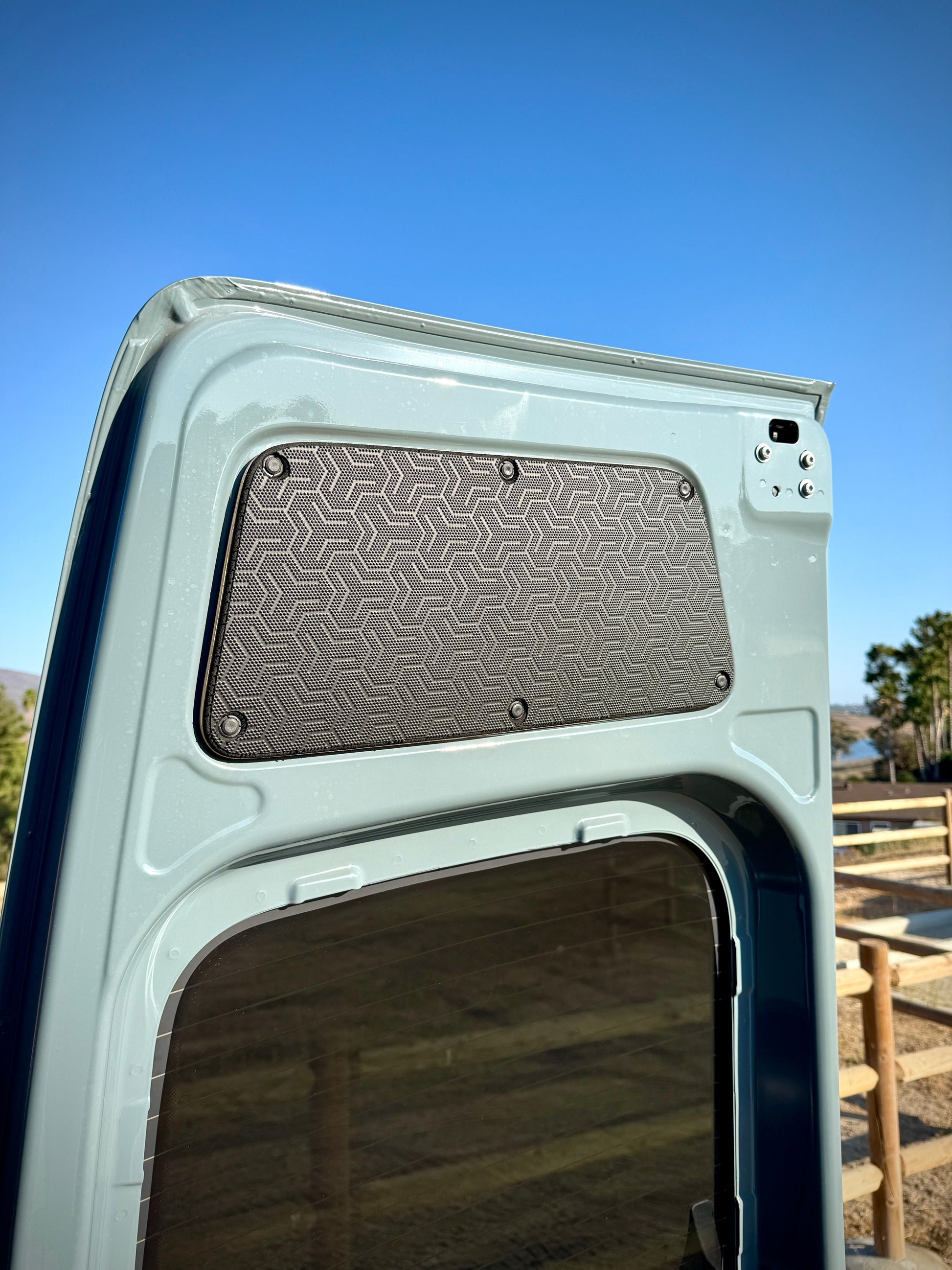 Mercedes Sprinter Upper Rear Door Panels (Pair) – Tetrapod Design (2007+)