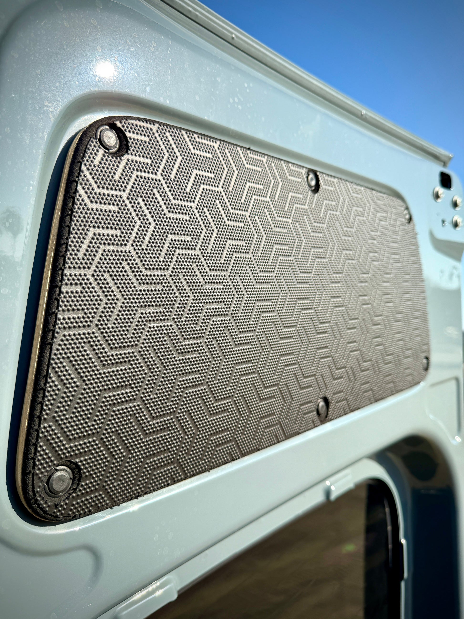 Mercedes Sprinter Upper Rear Door Panels (Pair) – Tetrapod Design (2007+)