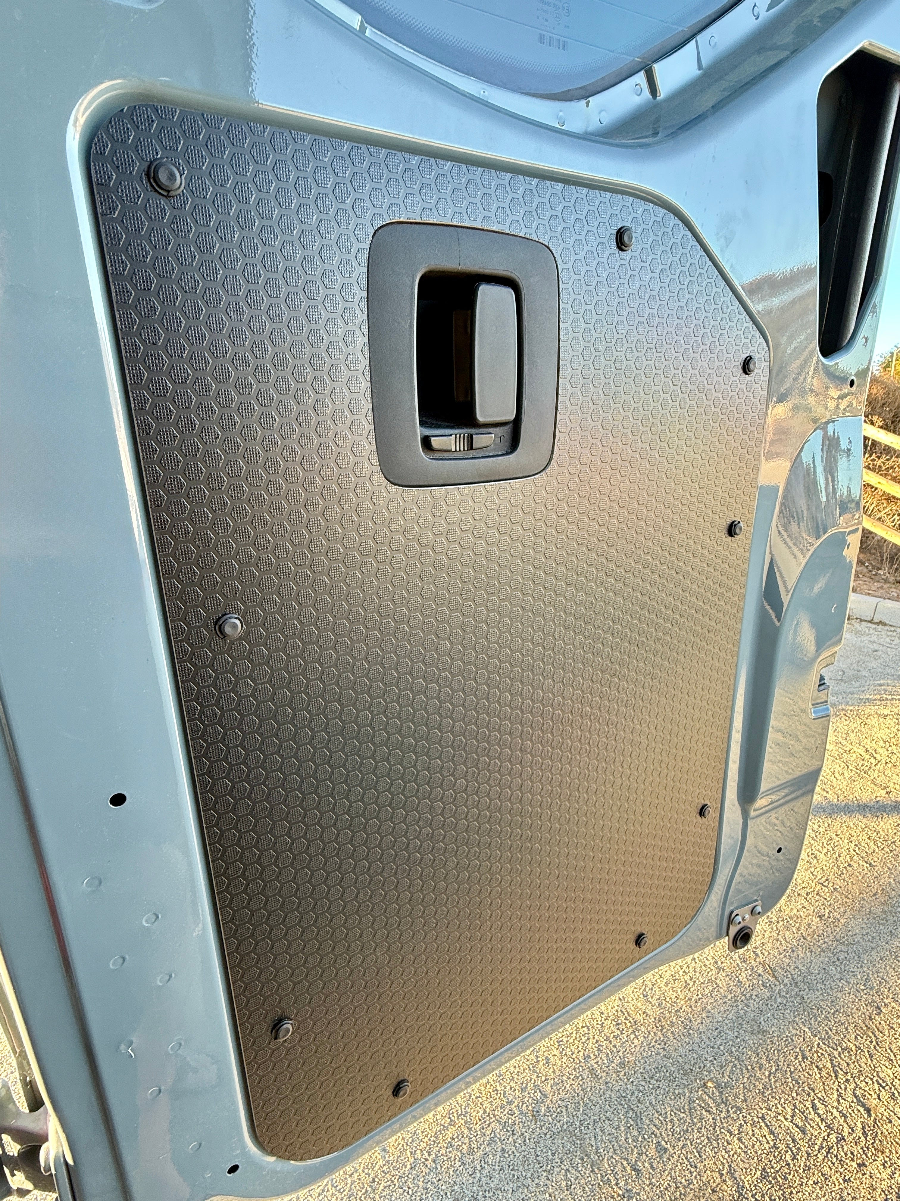Mercedes Sprinter Lower Rear Door Panels (Pair) – Black Hex (2019+)