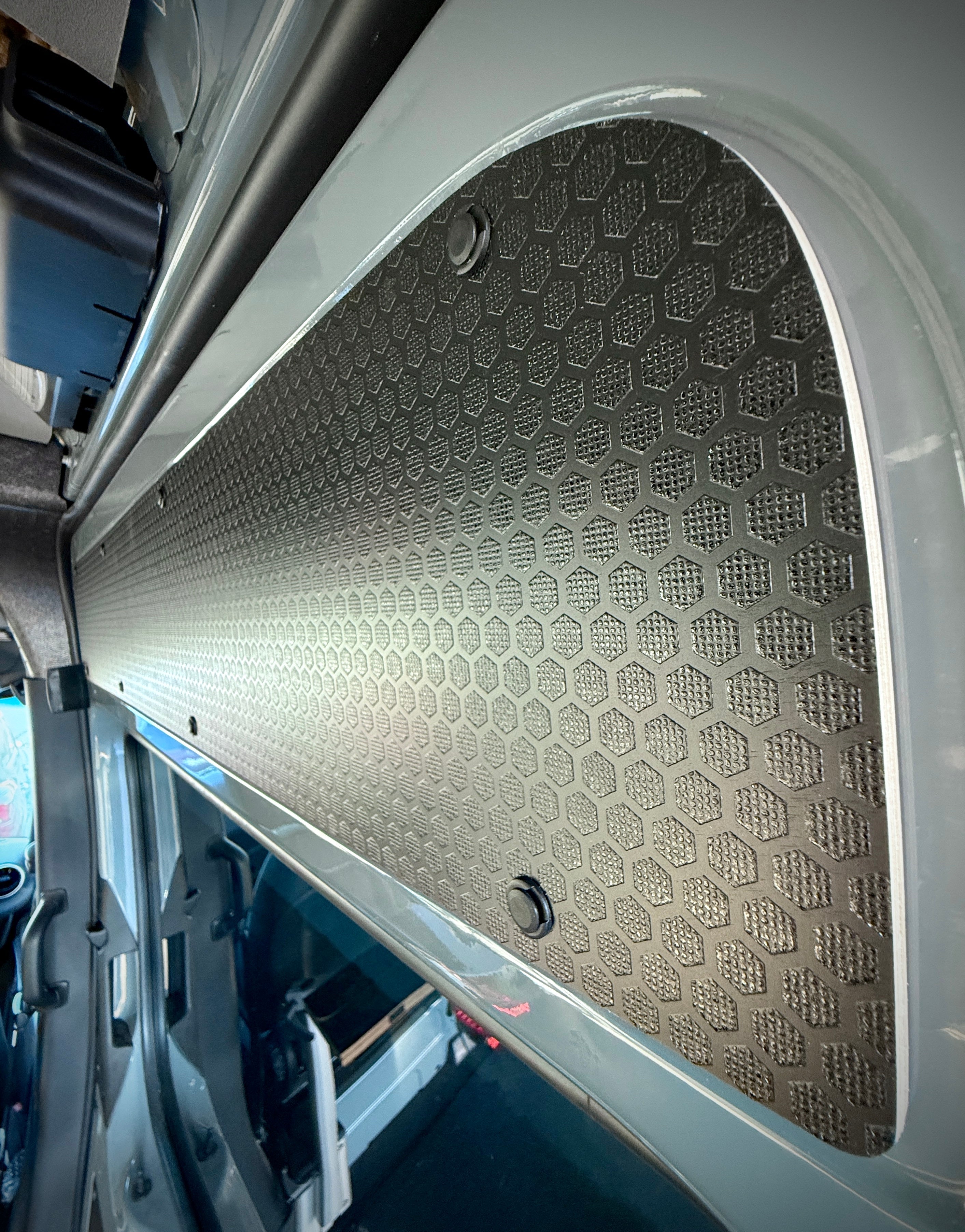 Mercedes Sprinter Sliding Door Upper Panel – Black Hex (2007+)