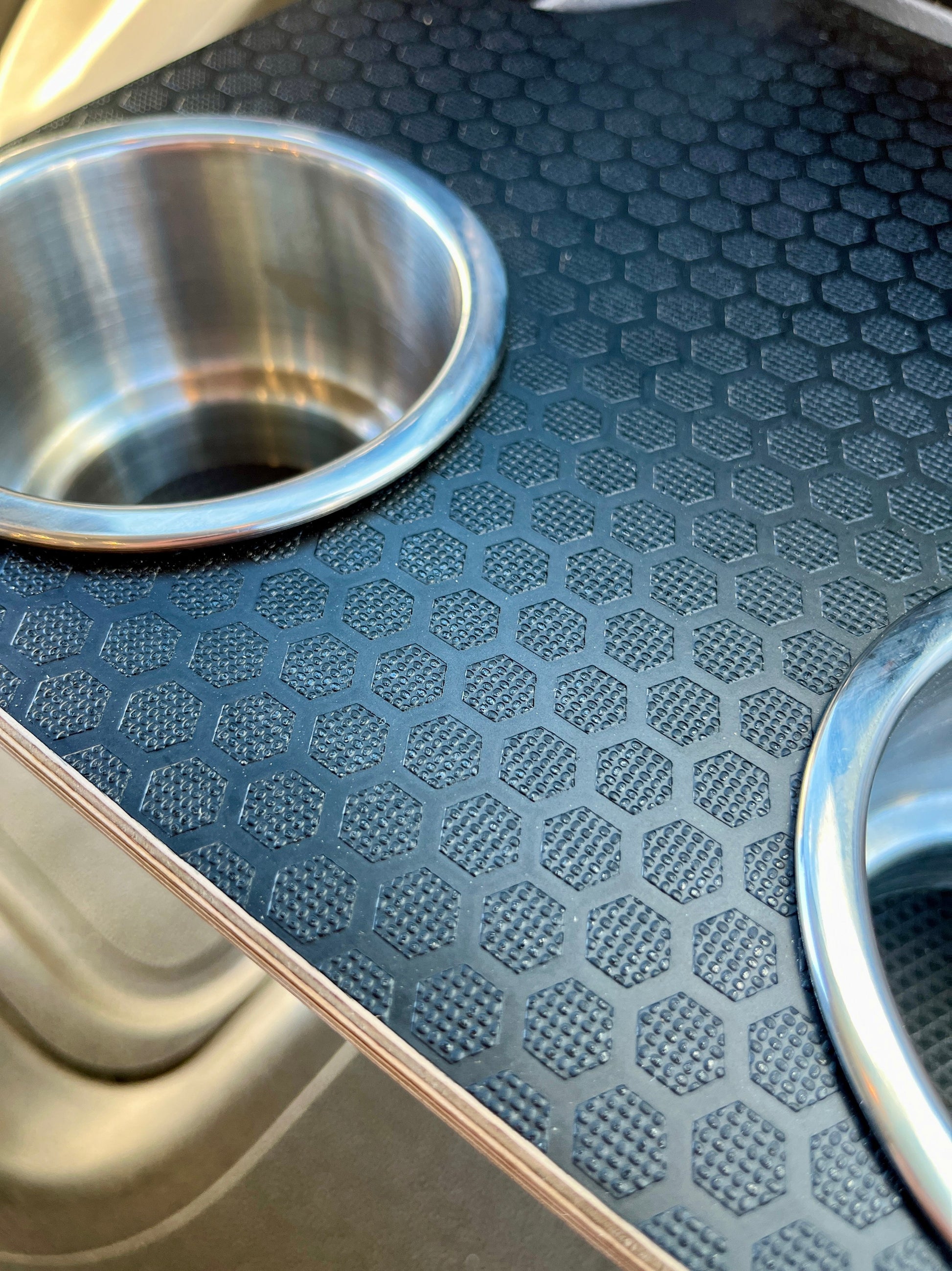 Mercedes Sprinter Front Cup Holder & Snack Tray - Black Hex (2007-2018)