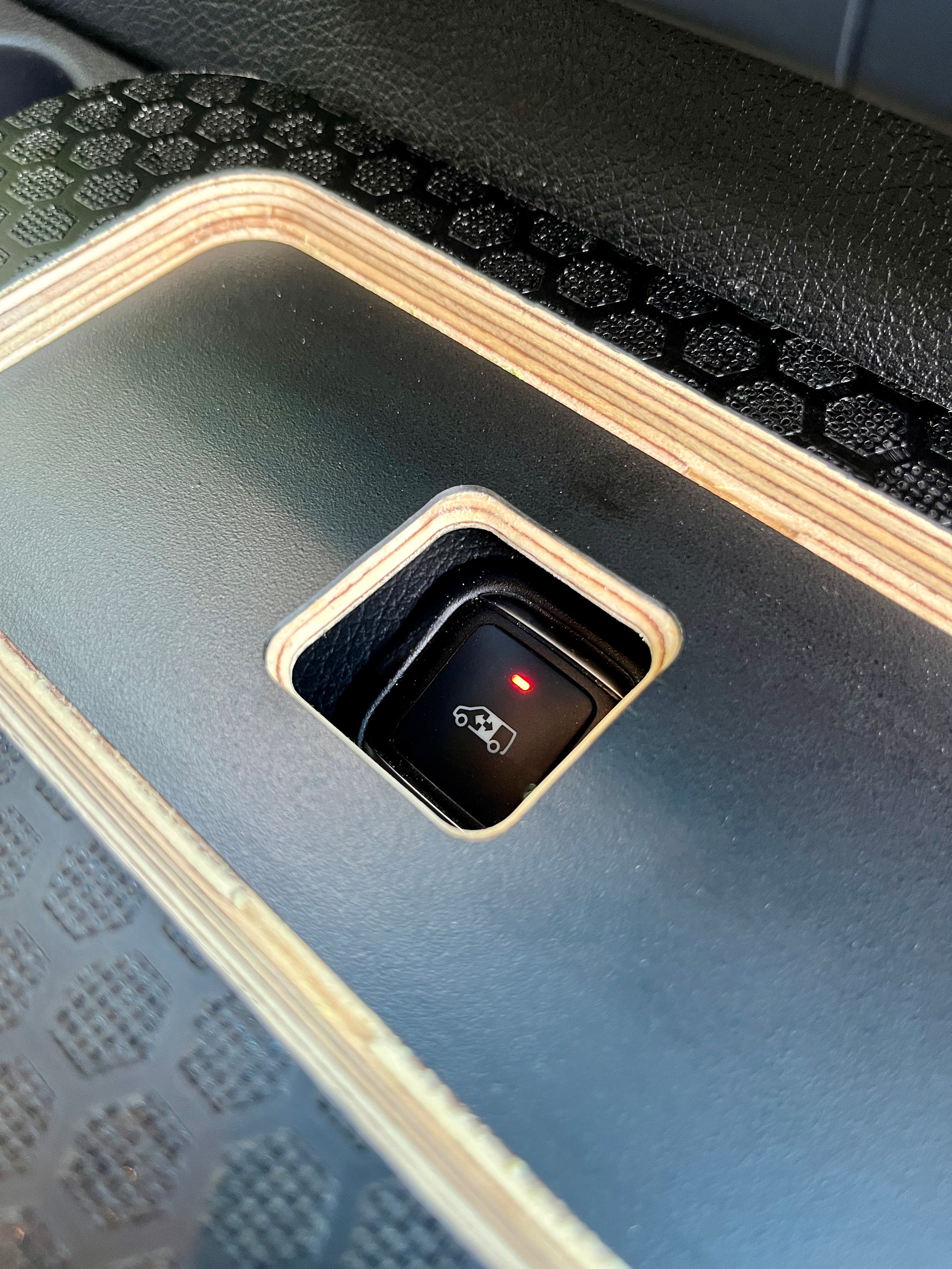 Mercedes Sprinter Front Cup Holder & Snack Tray - Black Hex (2019+)