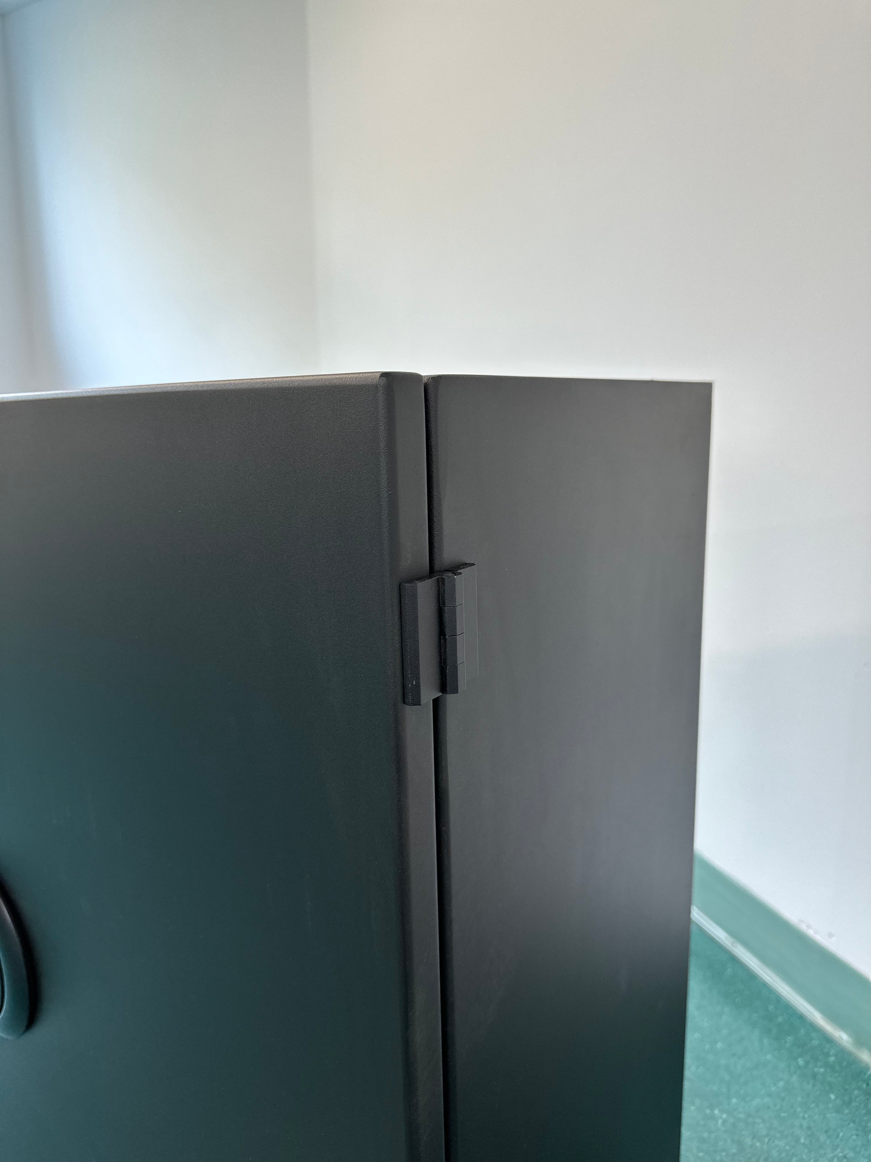 Tec Vanlife Aluminum Storage Ski & Snowboard Box - Trenta