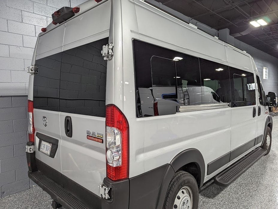 AM Auto - Promaster - Passenger Side - Rear Window - Half Slider w/ Screen - 159" WB