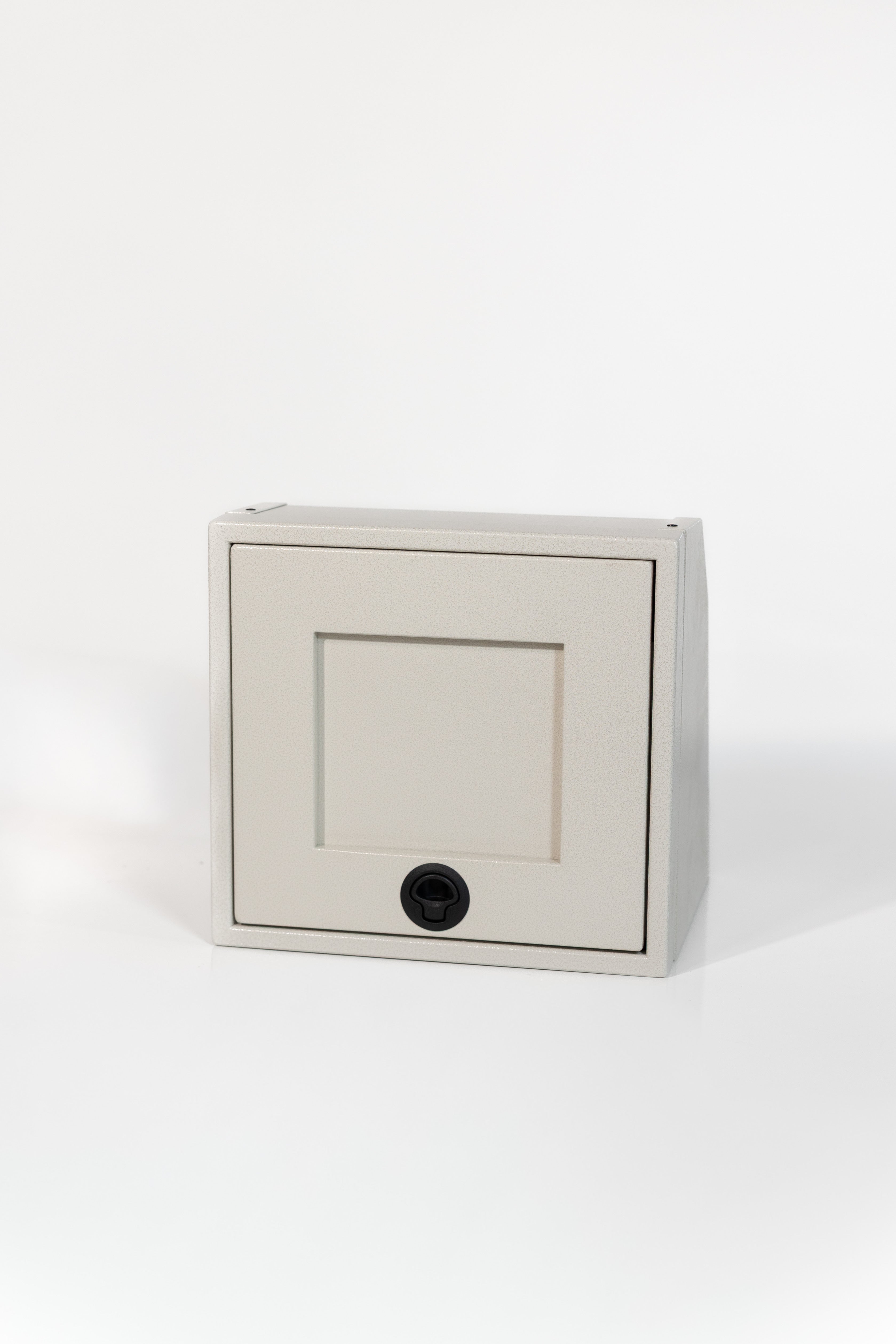 Van Wife Components - 16" Aluminum Upper Cabinet