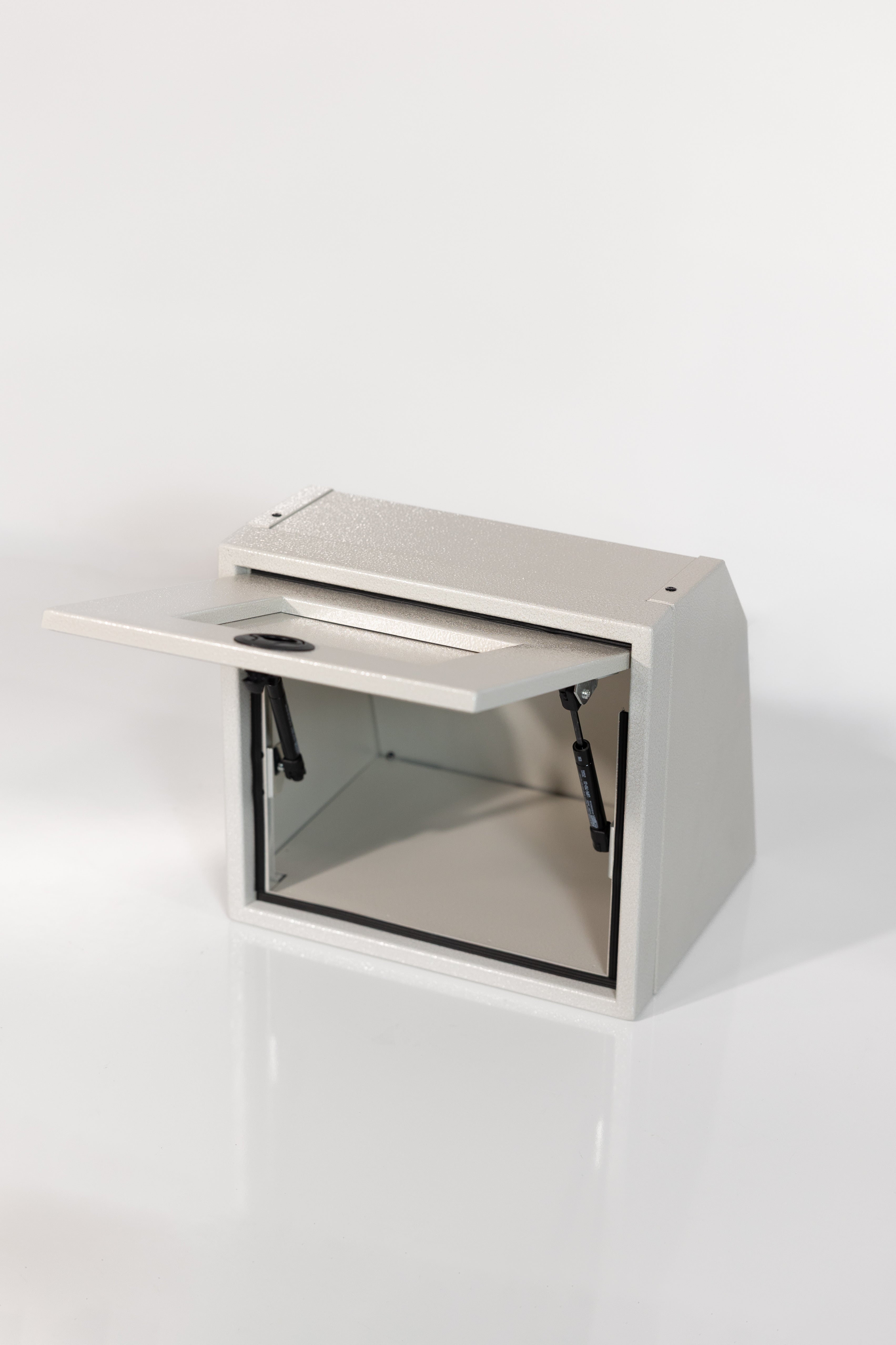 Van Wife Components - 16" Aluminum Upper Cabinet