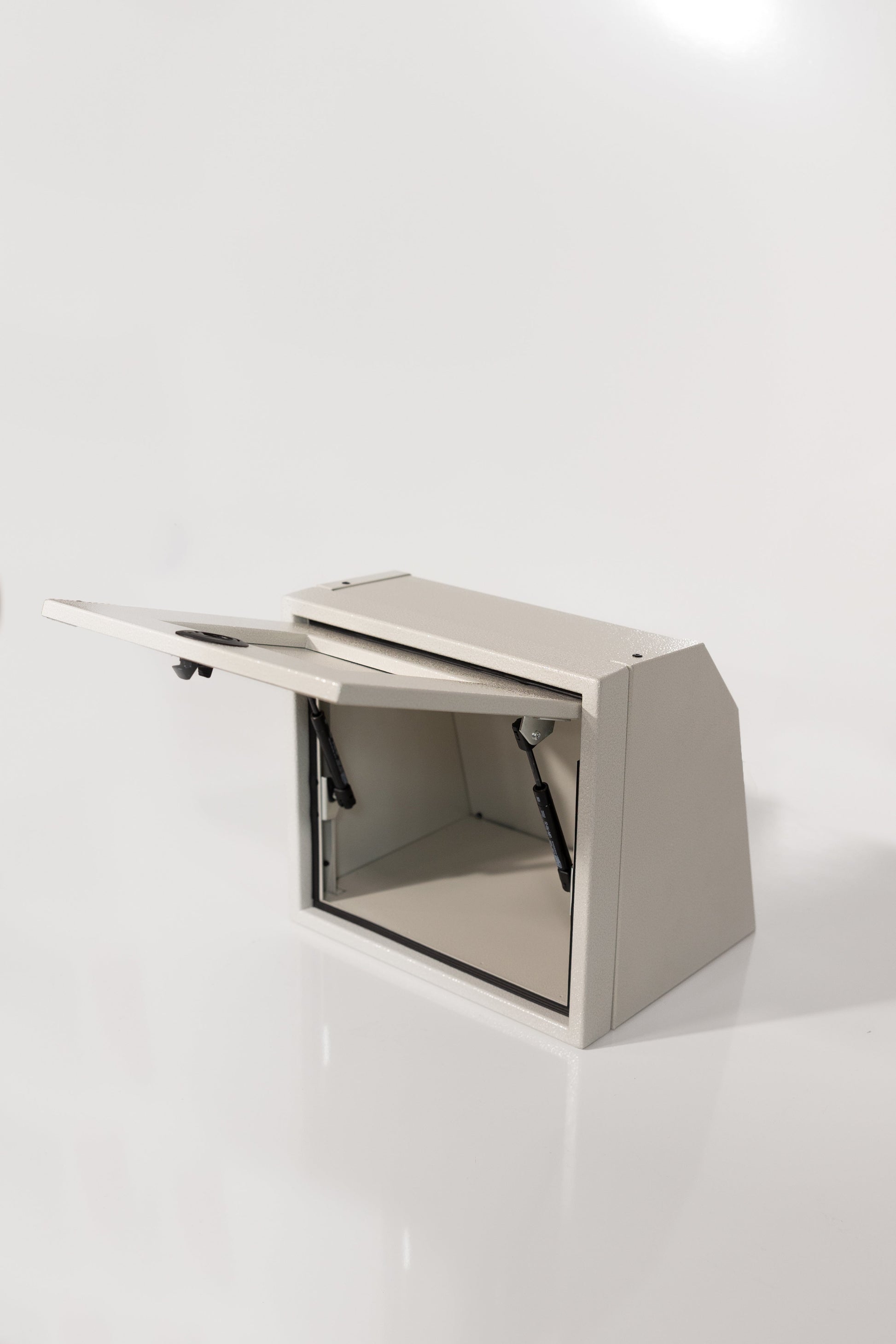 Van Wife Components - 16" Aluminum Upper Cabinet