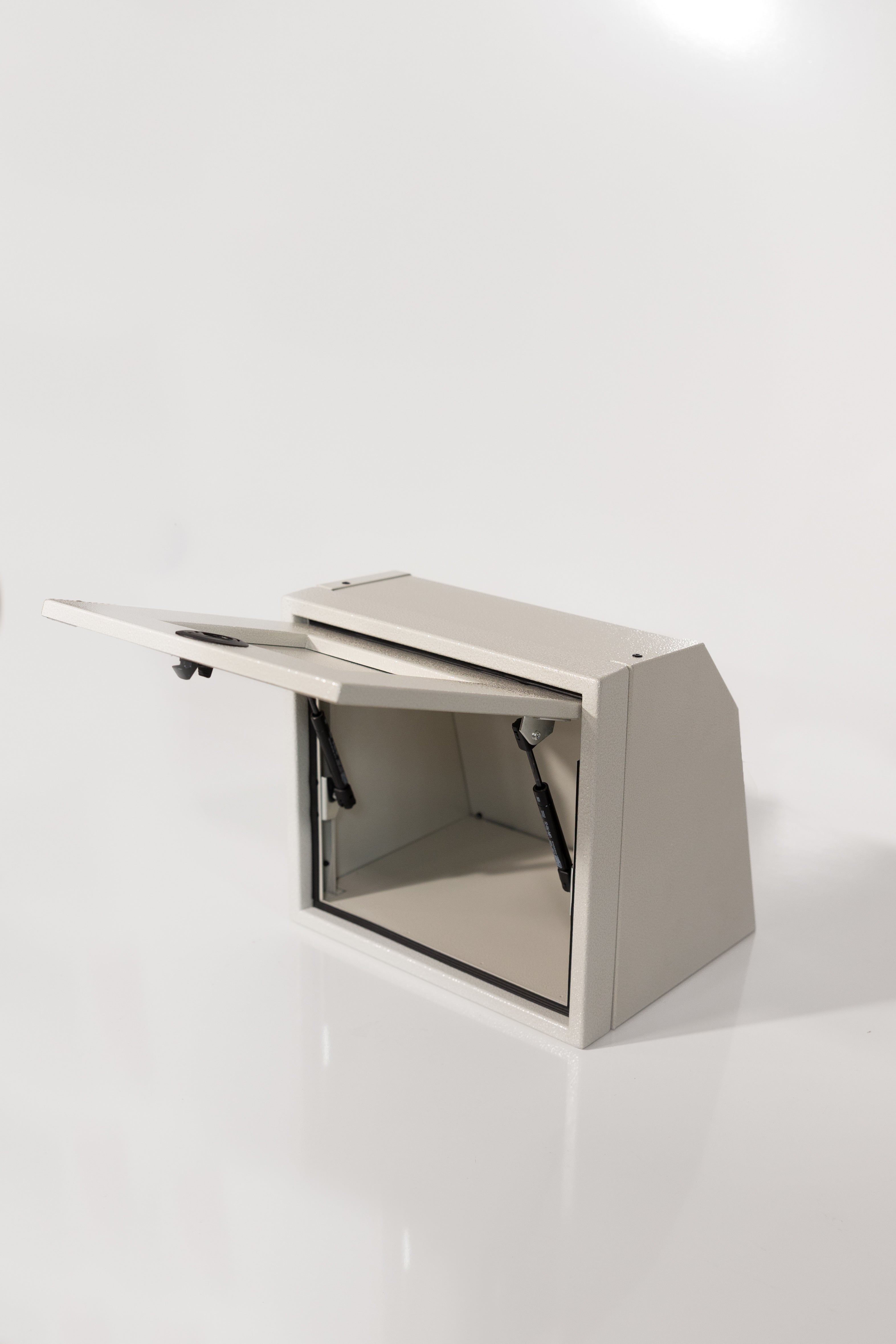 Van Wife Components - 16" Aluminum Upper Cabinet