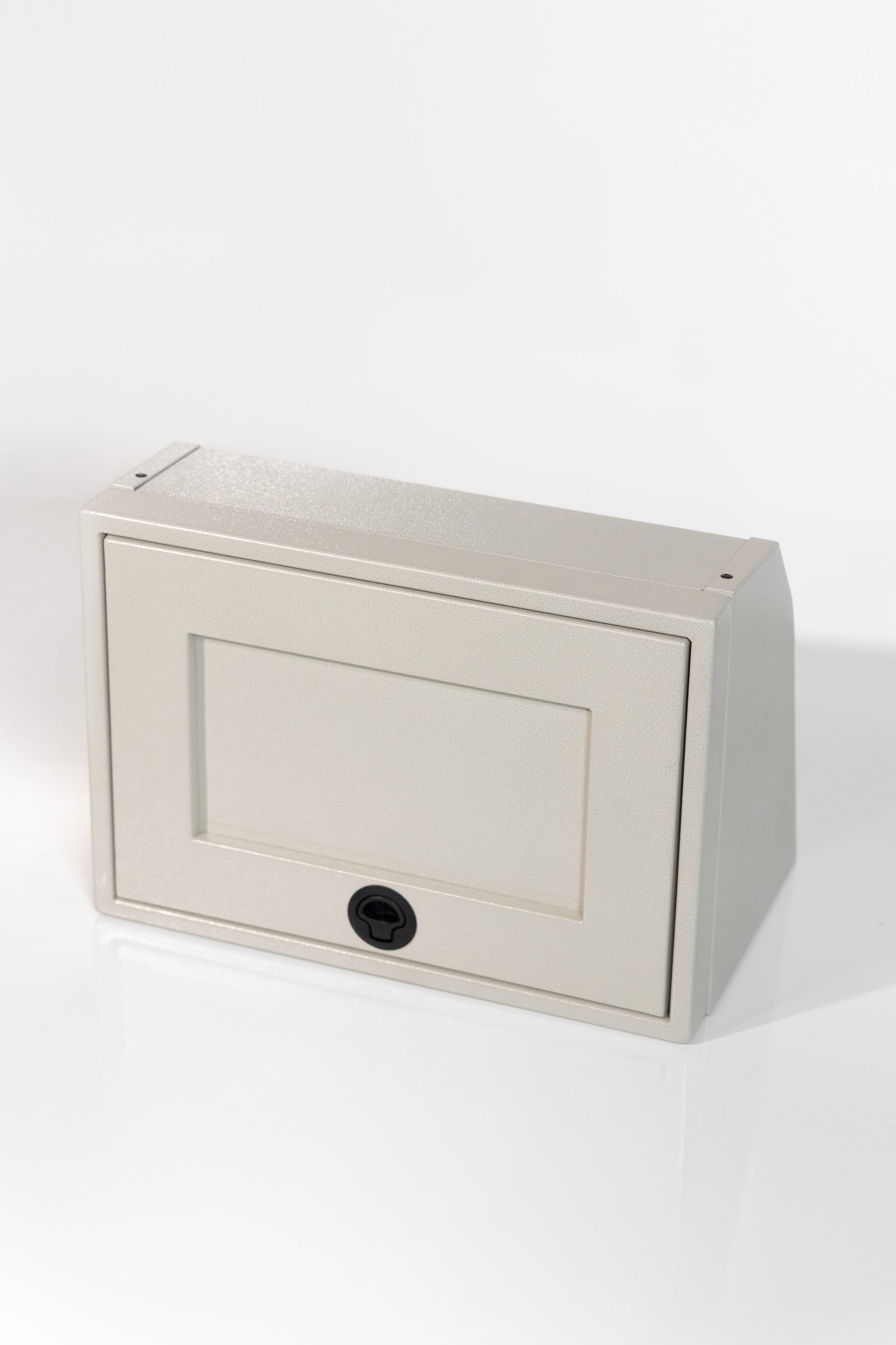 Van Wife Components - 21" Aluminum Upper Cabinet