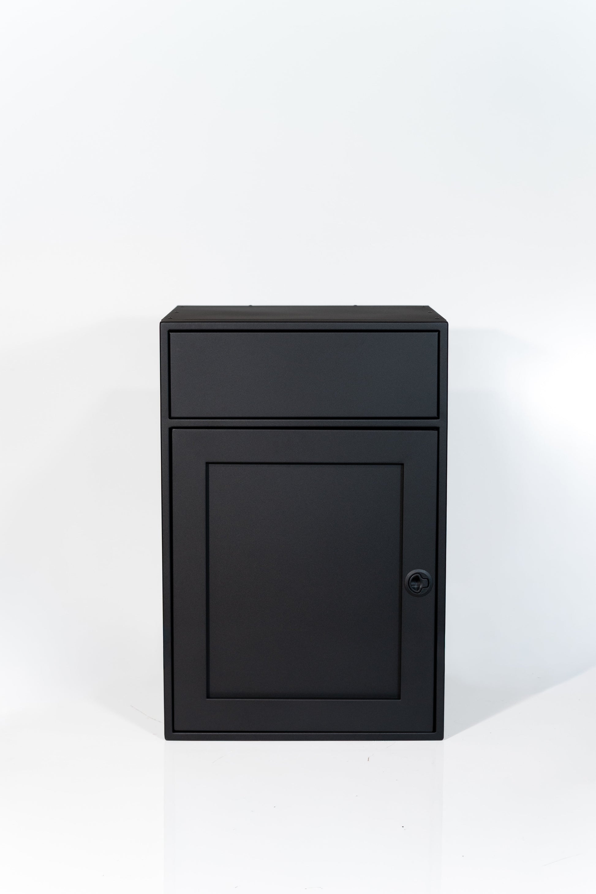 Van Wife Components - Kitchen Sink Base Cabinet - 24" Wide