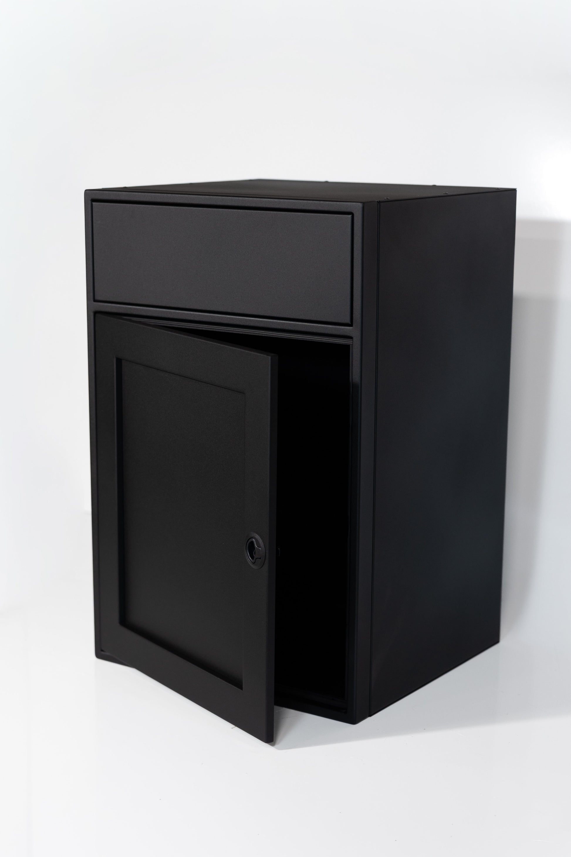 Van Wife Components - Kitchen Sink Base Cabinet - 24" Wide