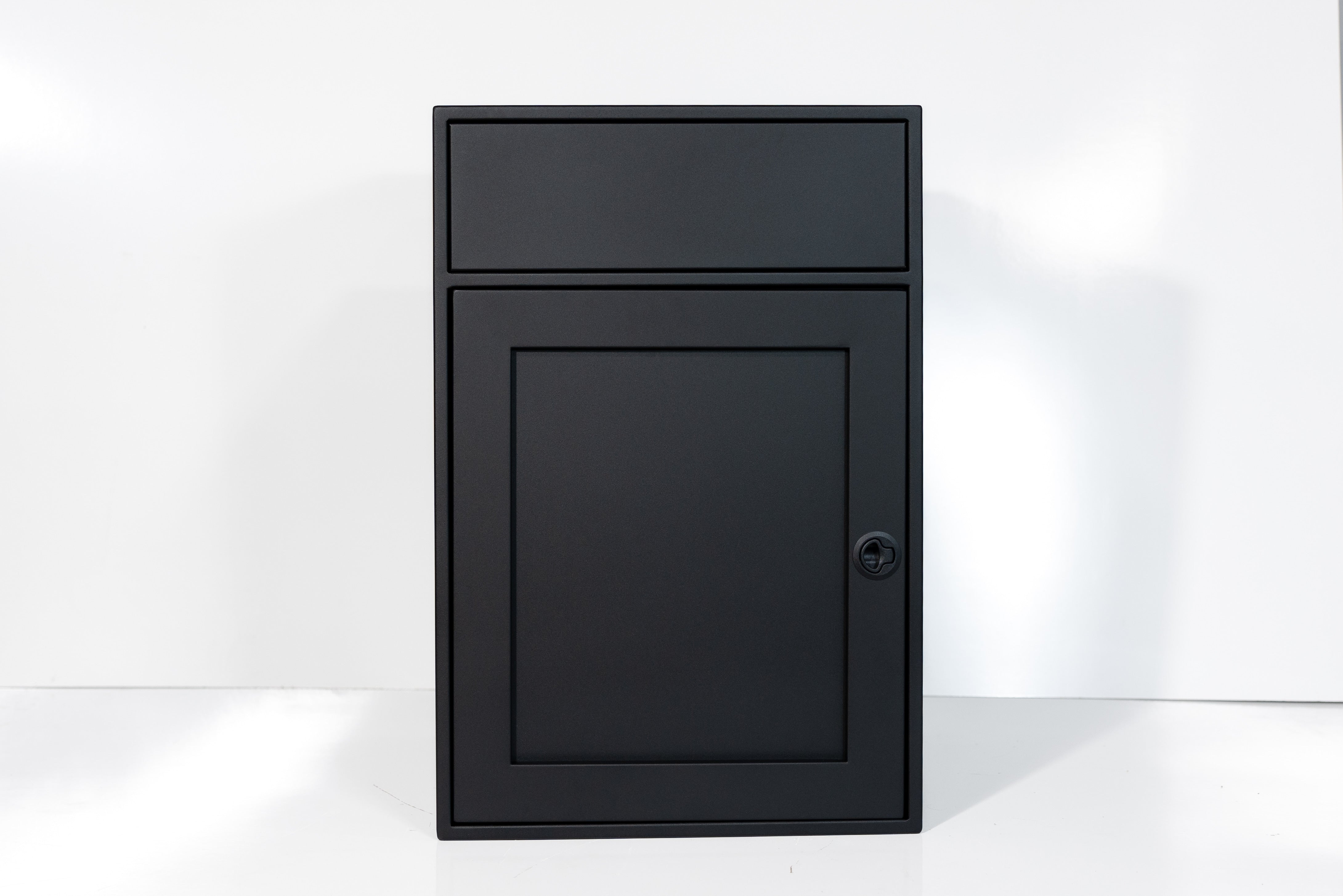 Van Wife Components - Kitchen Sink Base Cabinet - 24" Wide