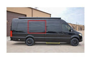 AM Auto - Sprinter - Passenger Side - Middle Window - Fixed Glass - 170" & 170" EXT WB