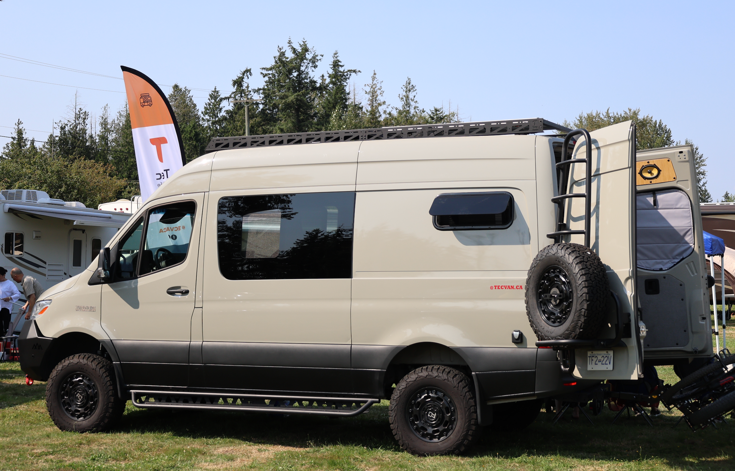 Tec Vanlife Modular Roof Rack - Mercedes Sprinter