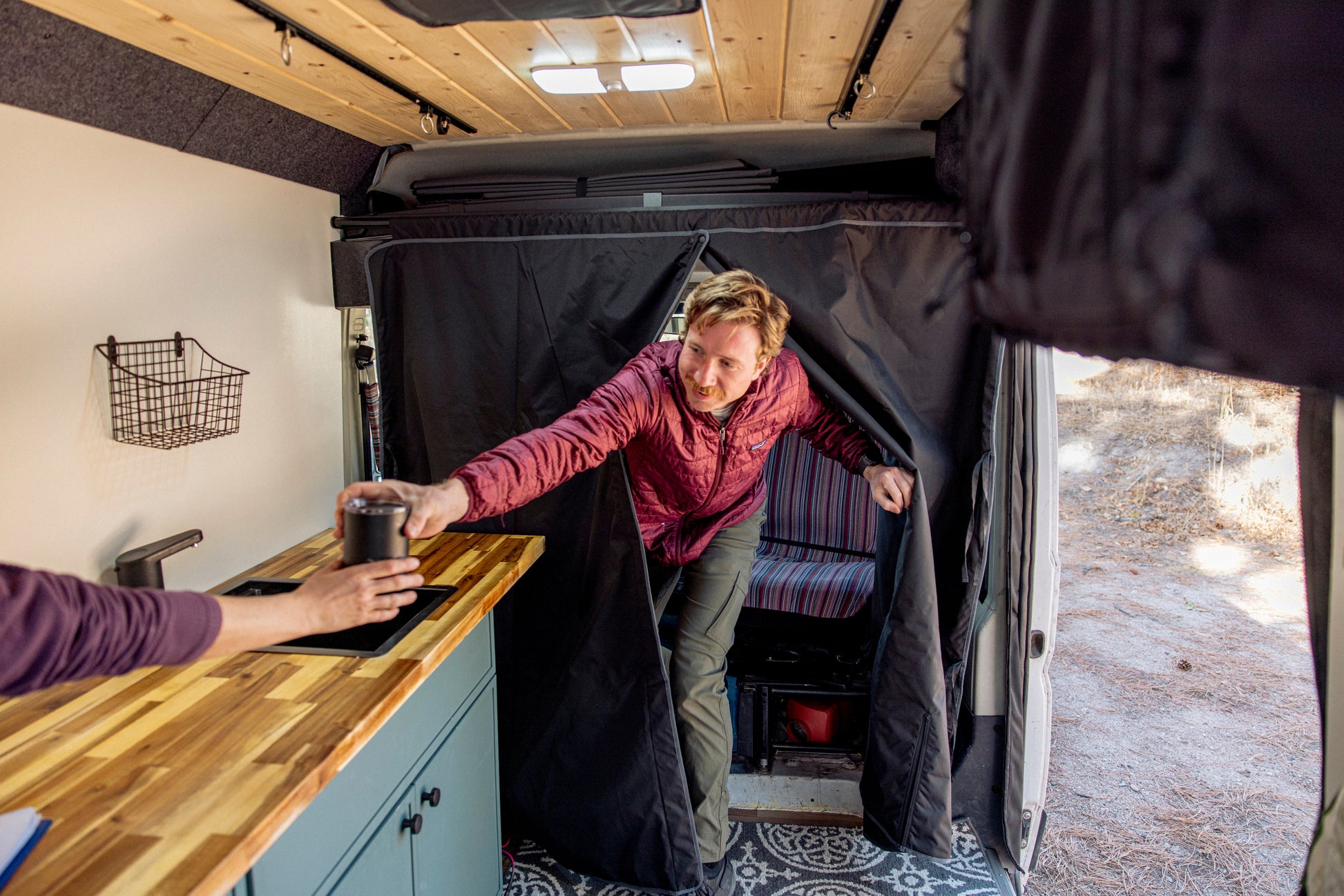 VanEssential Ram Promaster Curtain Rail