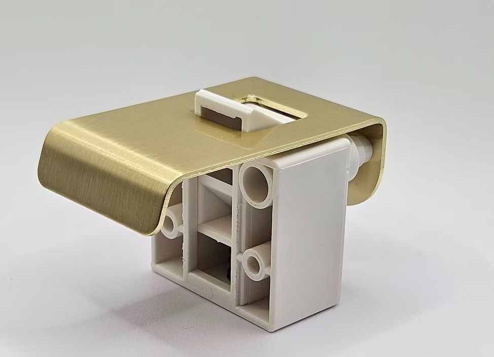 RV Labs Locking Drawer Latch