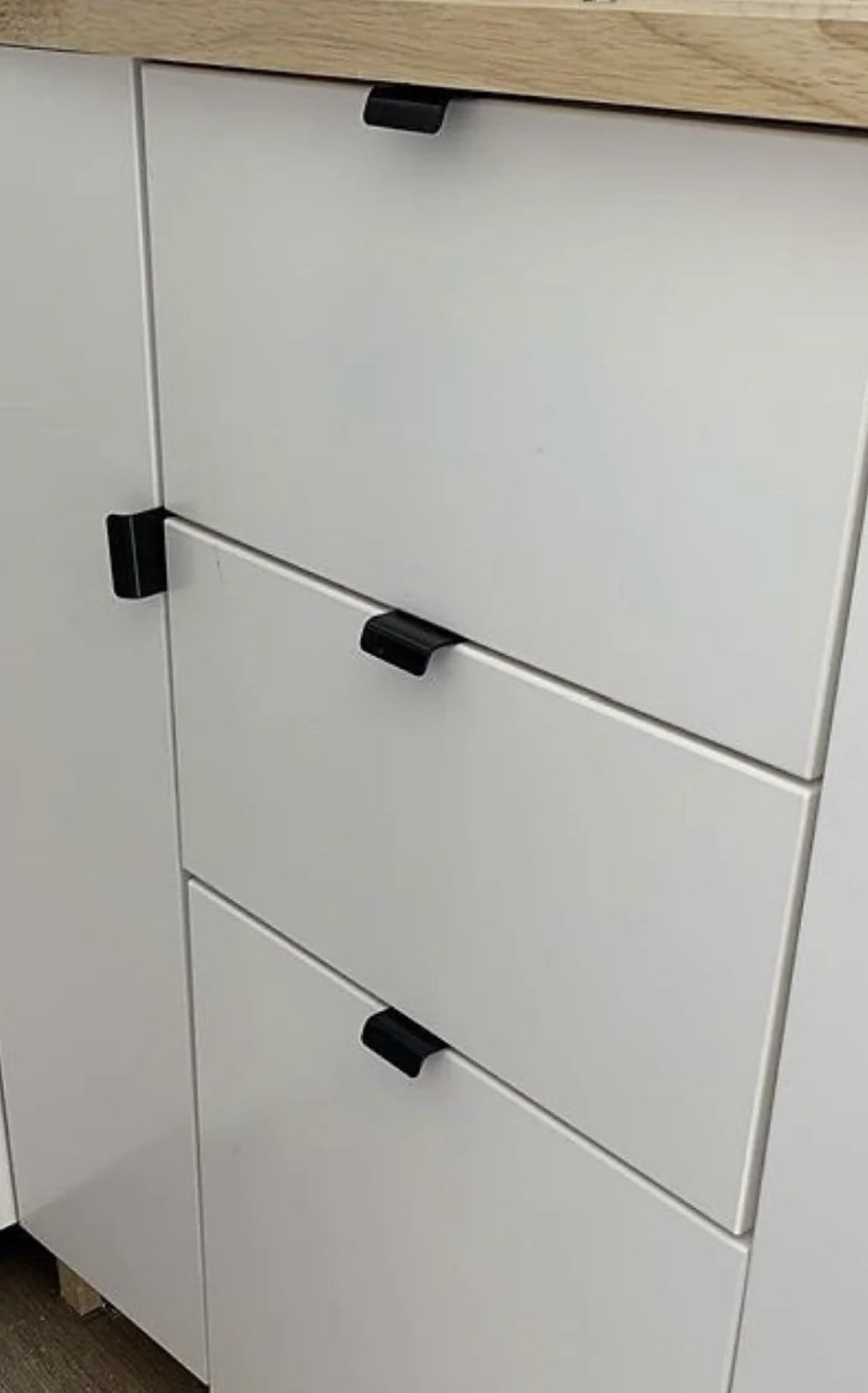 RV Labs Locking Drawer Latch