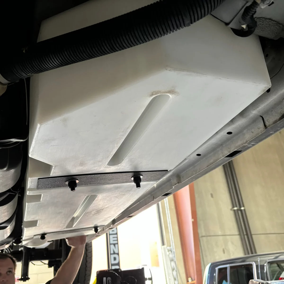 22 Gallon Undercarriage Water Tank - Transit (Driver Side)