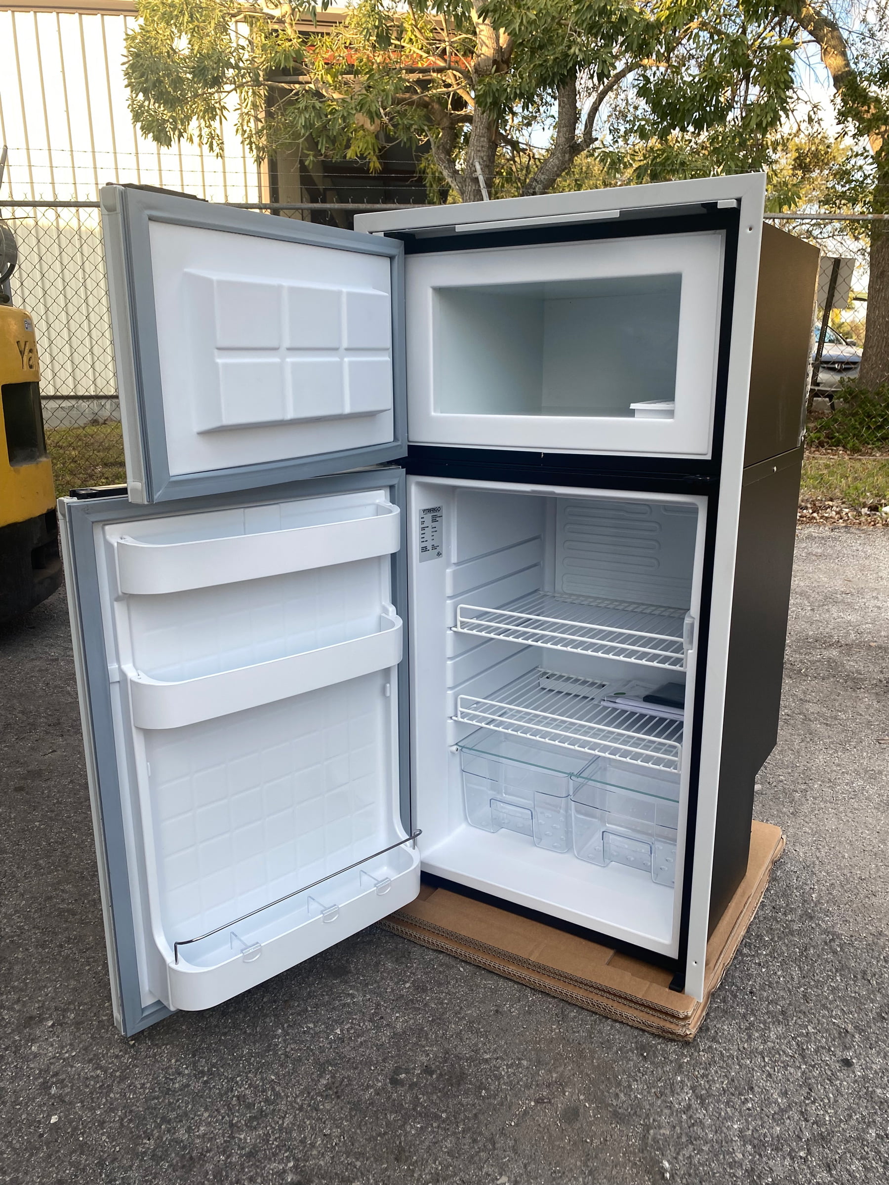 Vitrifrigo DP150i Kühlschrank 12/24 V 150L 2 Türen 12V 24V