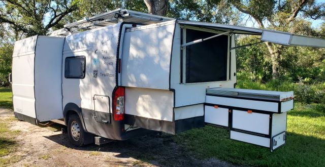 van_02